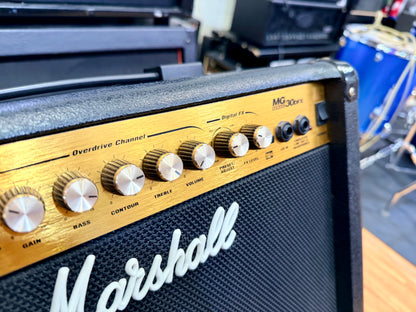 🎸 Marshall MG30DFX Guitar Combo Amplifier~ 30w Amp~ 10” Speaker 🎸