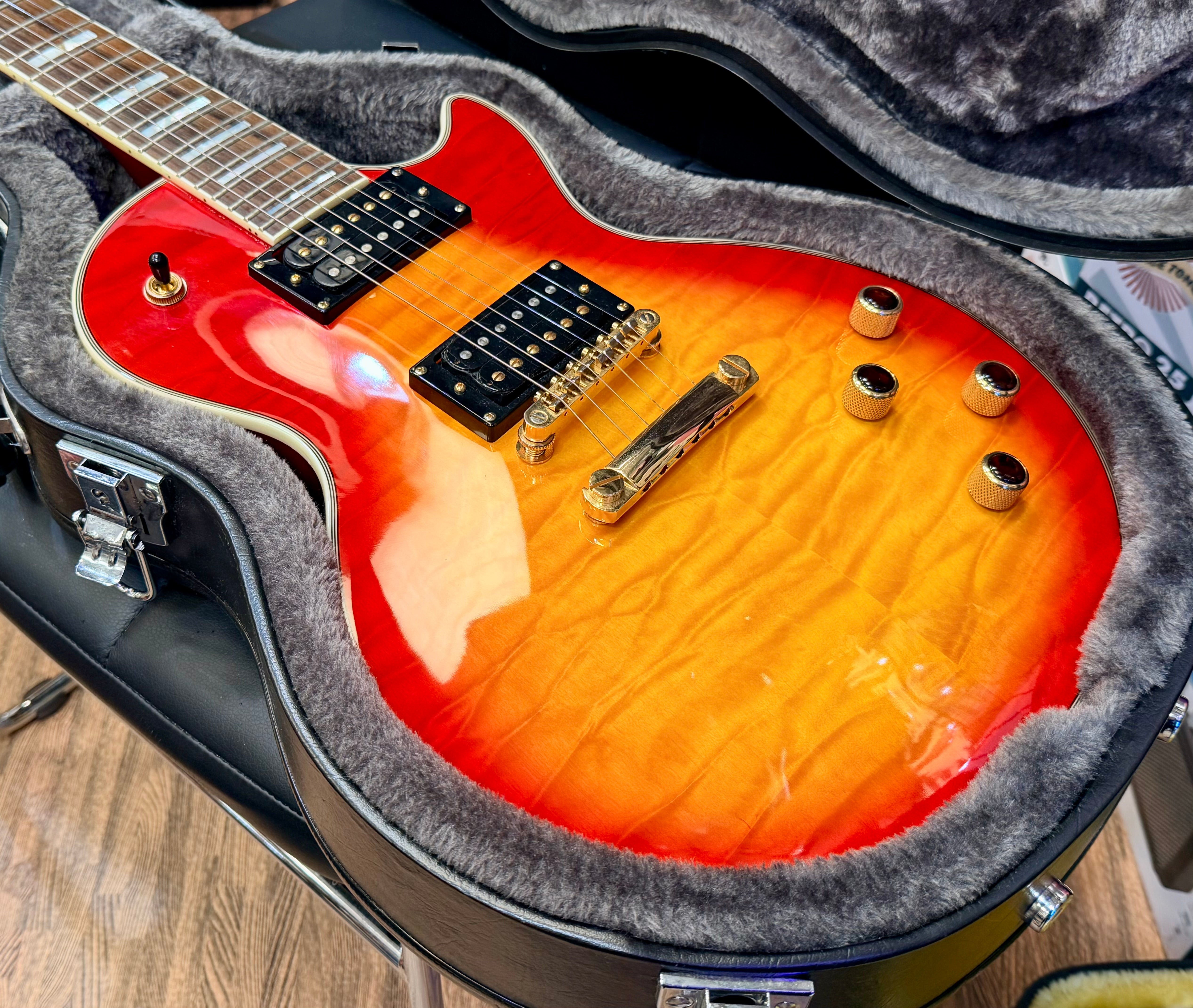 🔥GIBSON PICKUPS🔥 Epiphone Prophecy Les Paul Custom Plus GX~ Cherry Sunburst!