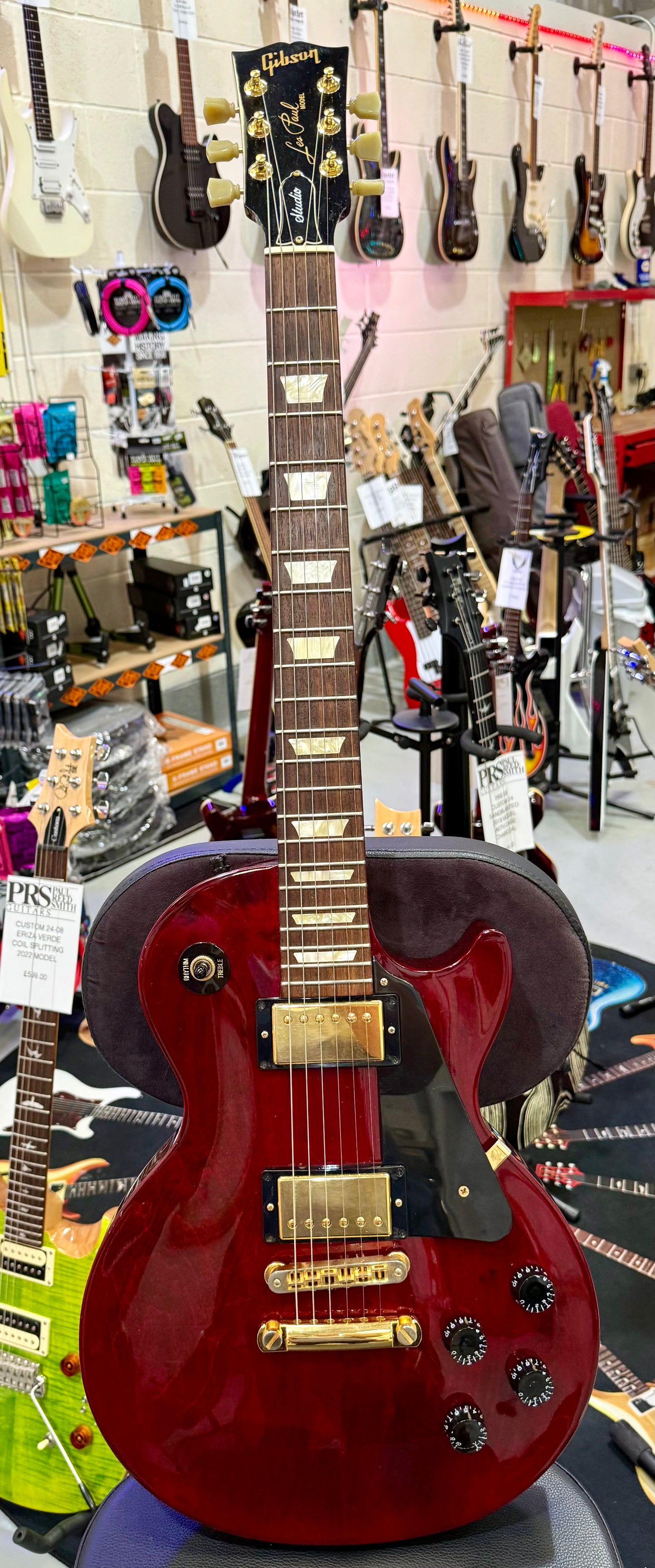 🌟2007 USA🌟 Gibson Les Paul Studio~ Wine Red~ Gold Hardware~ Hard Case~STUNNING