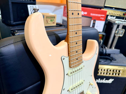🌟 NEW Cort G200SE Vintage White Electric Guitar~ Roasted Maple Neck 🌟
