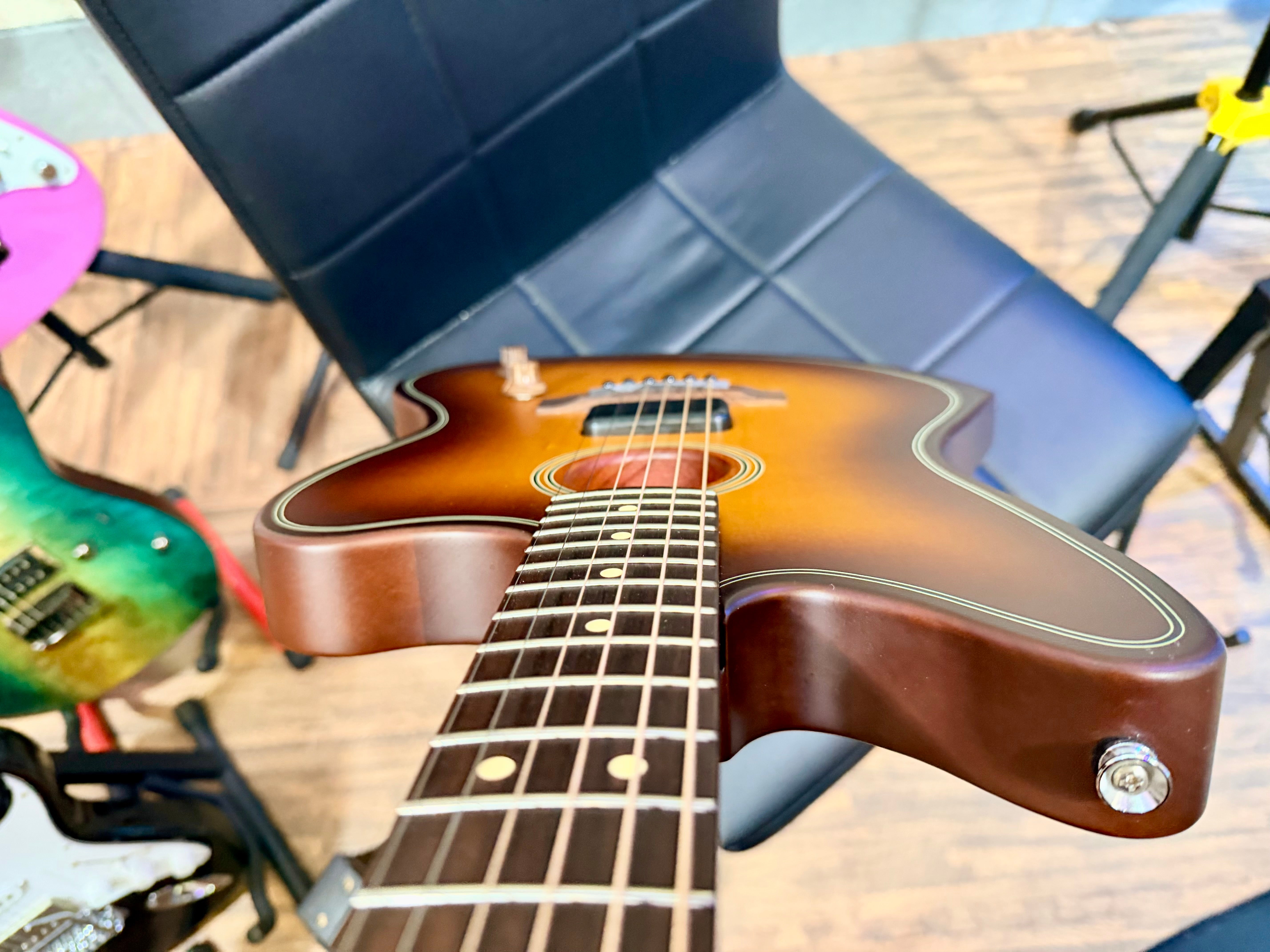 🍯2025🍯 Fender Acoustasonic Standard Jazzmaster~ Honey Burst Finish~ Mint!