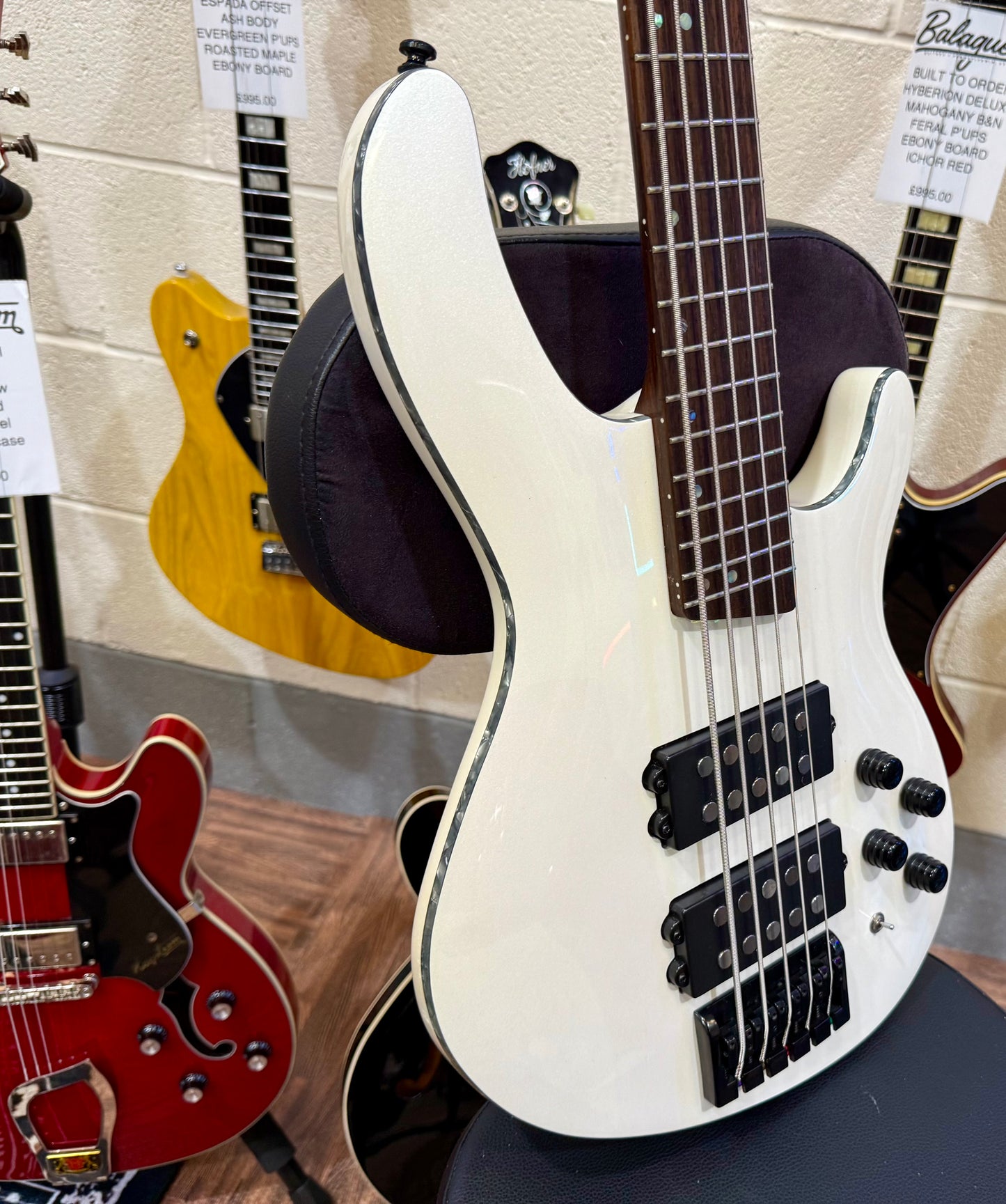🌟MINT🌟 Cort C5-H 5 String Electric Active Bass Guitar~ Pearl White Finish!