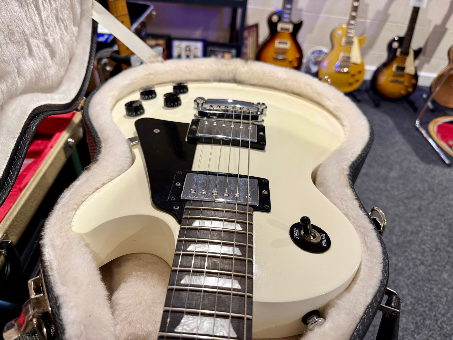 🌟2010🌟 Gibson Les Paul Studio~ Alpine White & Chrome~Ebony Fretboard~Hard Case