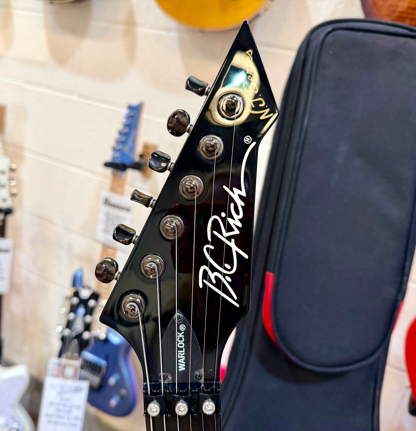 🔥868/2000🔥 BC Rich Warlock~ Stranger Things NJ Model~ Eddies ‘Hellfire’ + Bag!