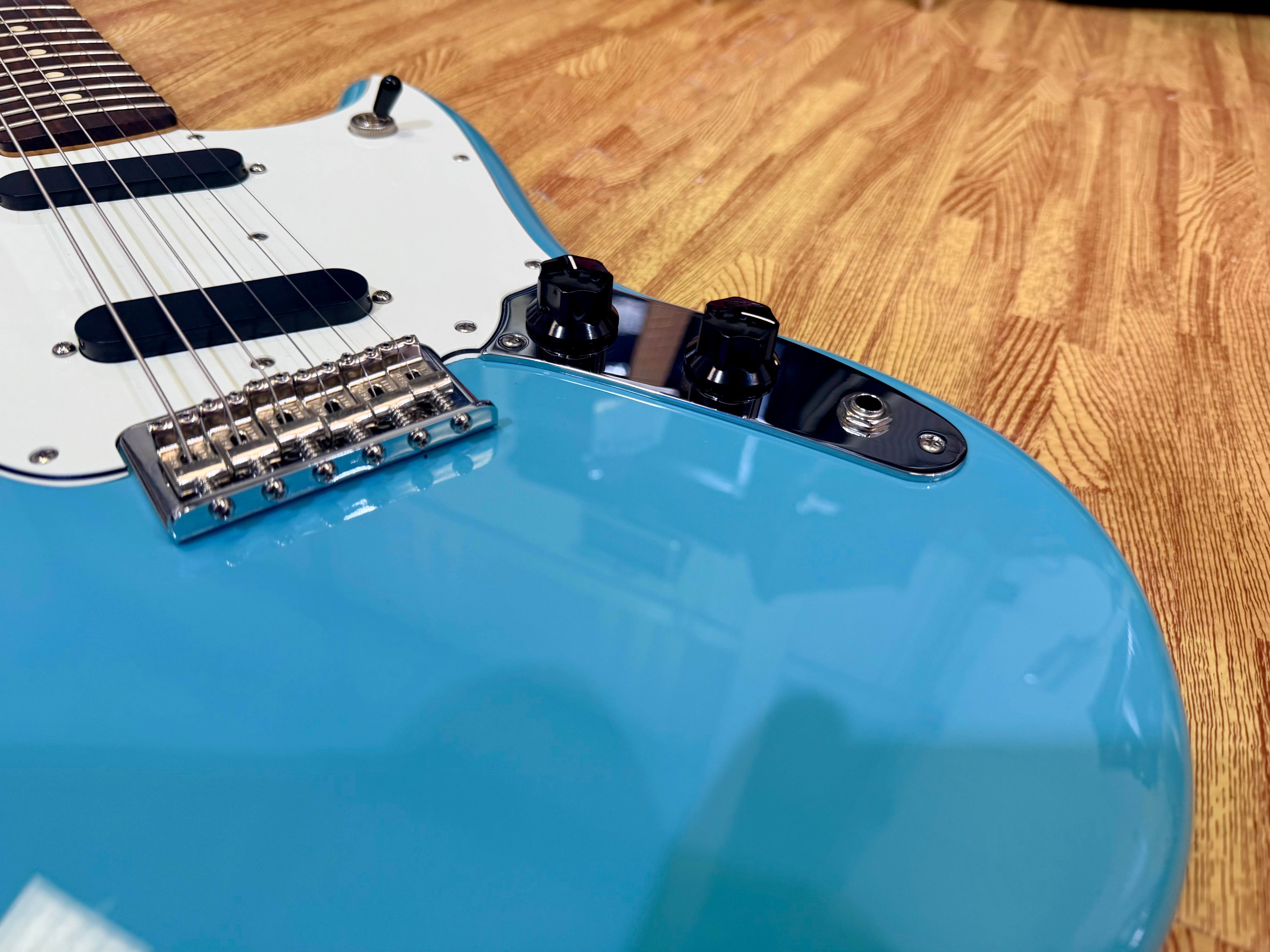 ✨2024✨ Fender Player II Mustang~ Aquatone Blue Electric Guitar~ Mexican MIM!