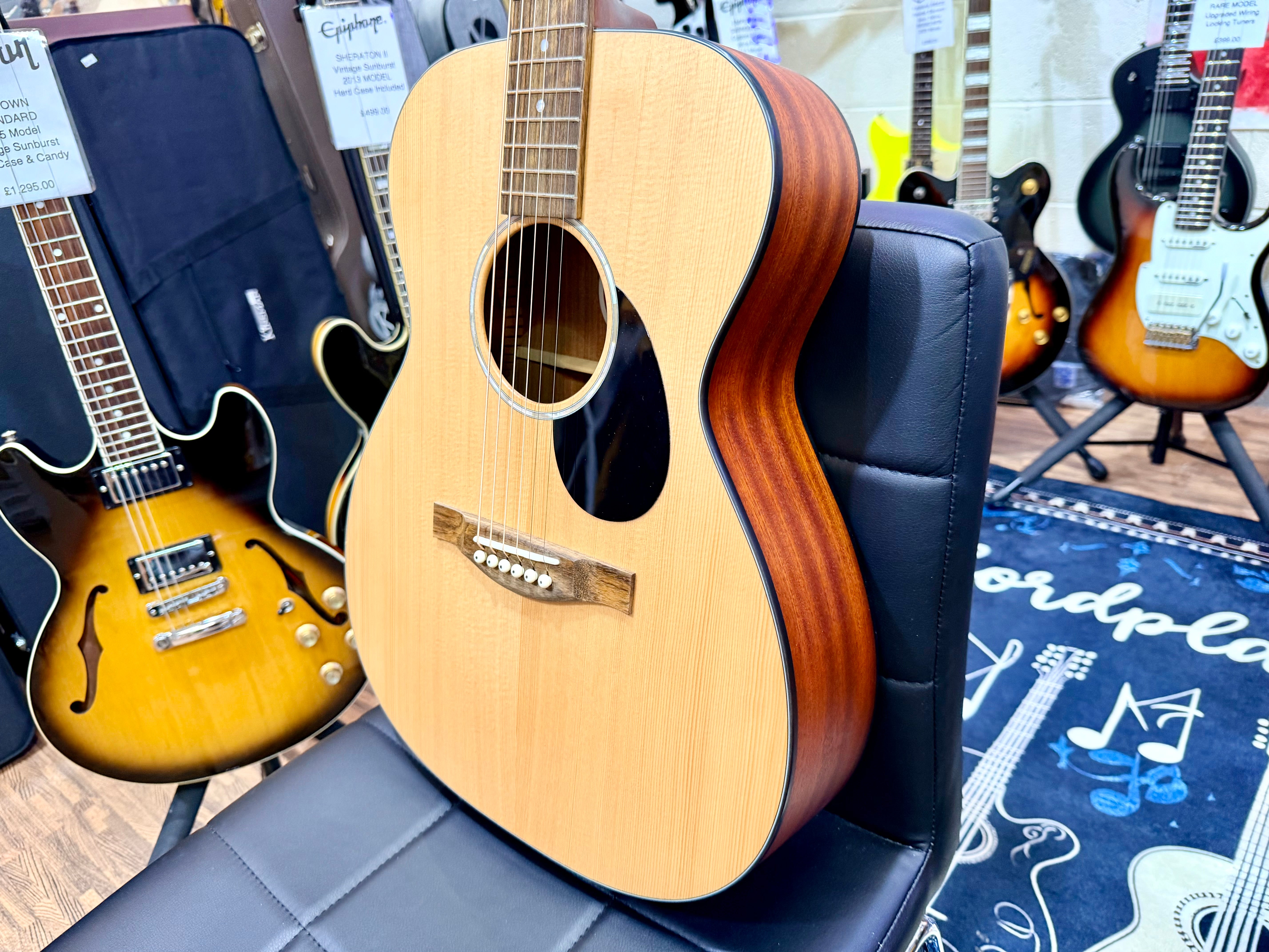 🔥MINT 2024🔥 Eastman PCH1-OM Acoustic Guitar~ Natural~ Solid Top~ Gig Bag!