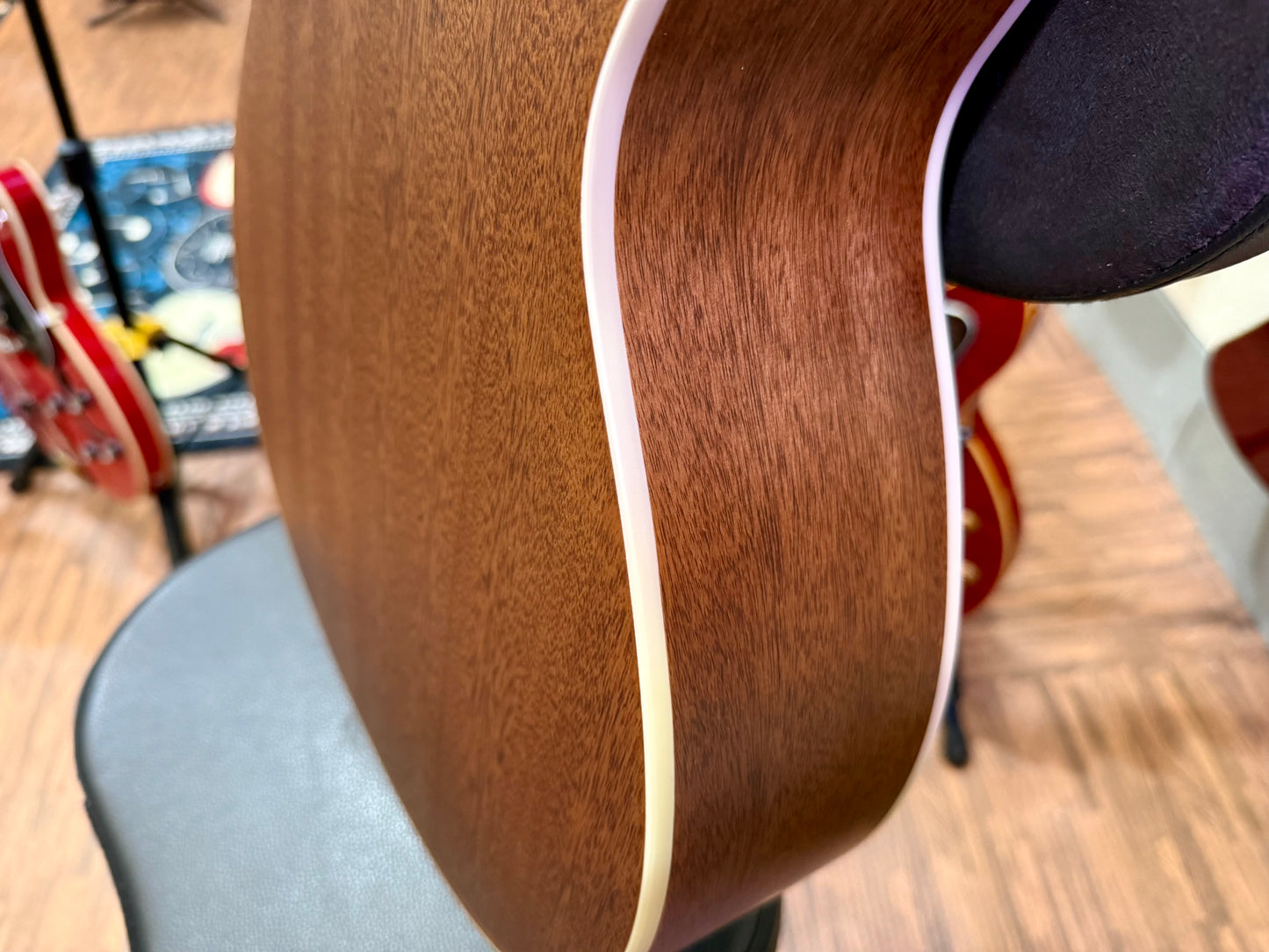 🦅 MINT 2020 🦅 PRS SE P20E Tonare Parlor~Electro Acoustic~ Satin Mahogany + Bag