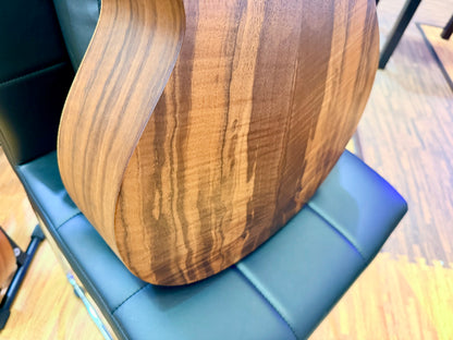 ✨ Sheeran by Lowden S04 Electro Acoustic Guitar~ Figured Walnut + Gig Bag! ✨