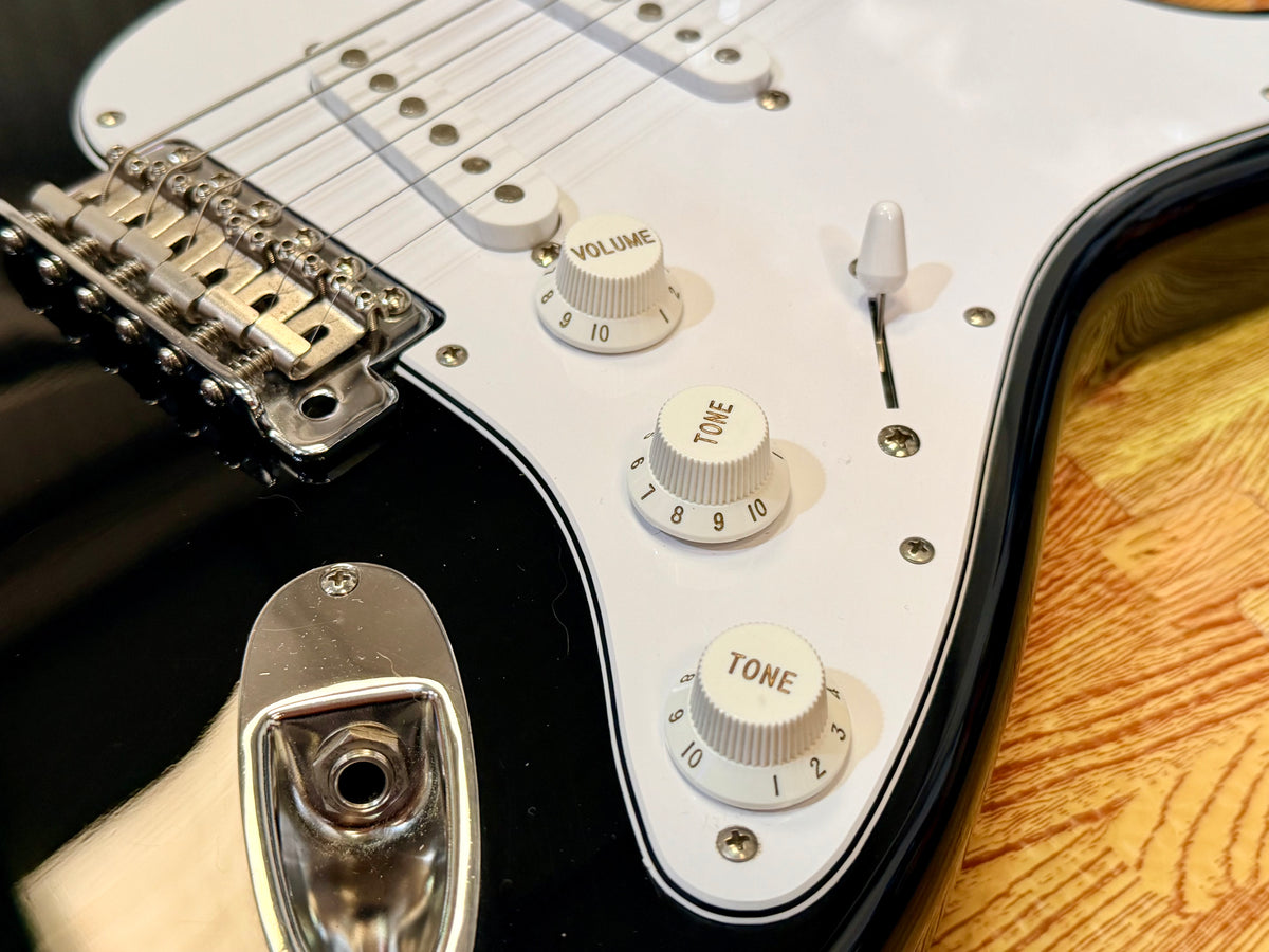 🇯🇵2004🇯🇵 Fender Japan ST-45 Stratocaster Black~ MIJ Rosewood Fingerboard!