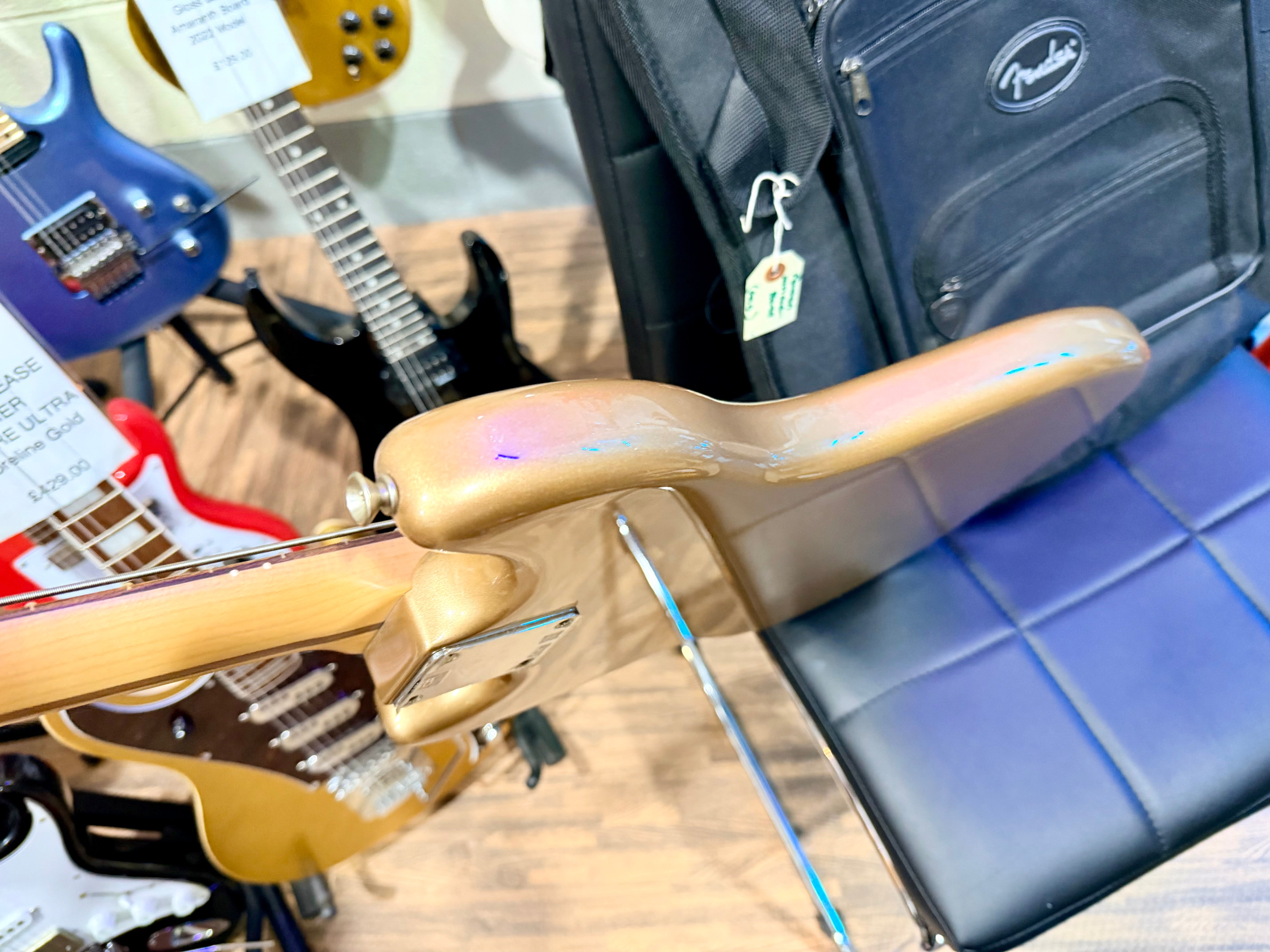 🌟2022🌟 Fender Player Mustang Bass PJ~ Pau Ferro~ Firemist Gold~ Mexican Bass!