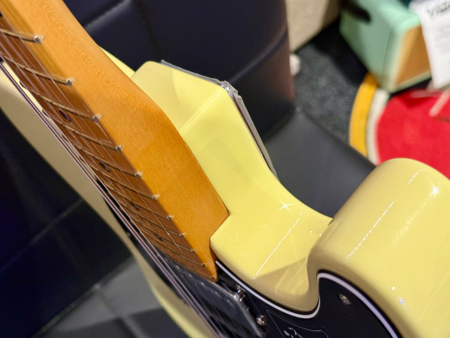 🌟NEW 2024🌟 Fender Player ii Telecaster HH~ Hialeah Yellow~ Maple Fretboard!