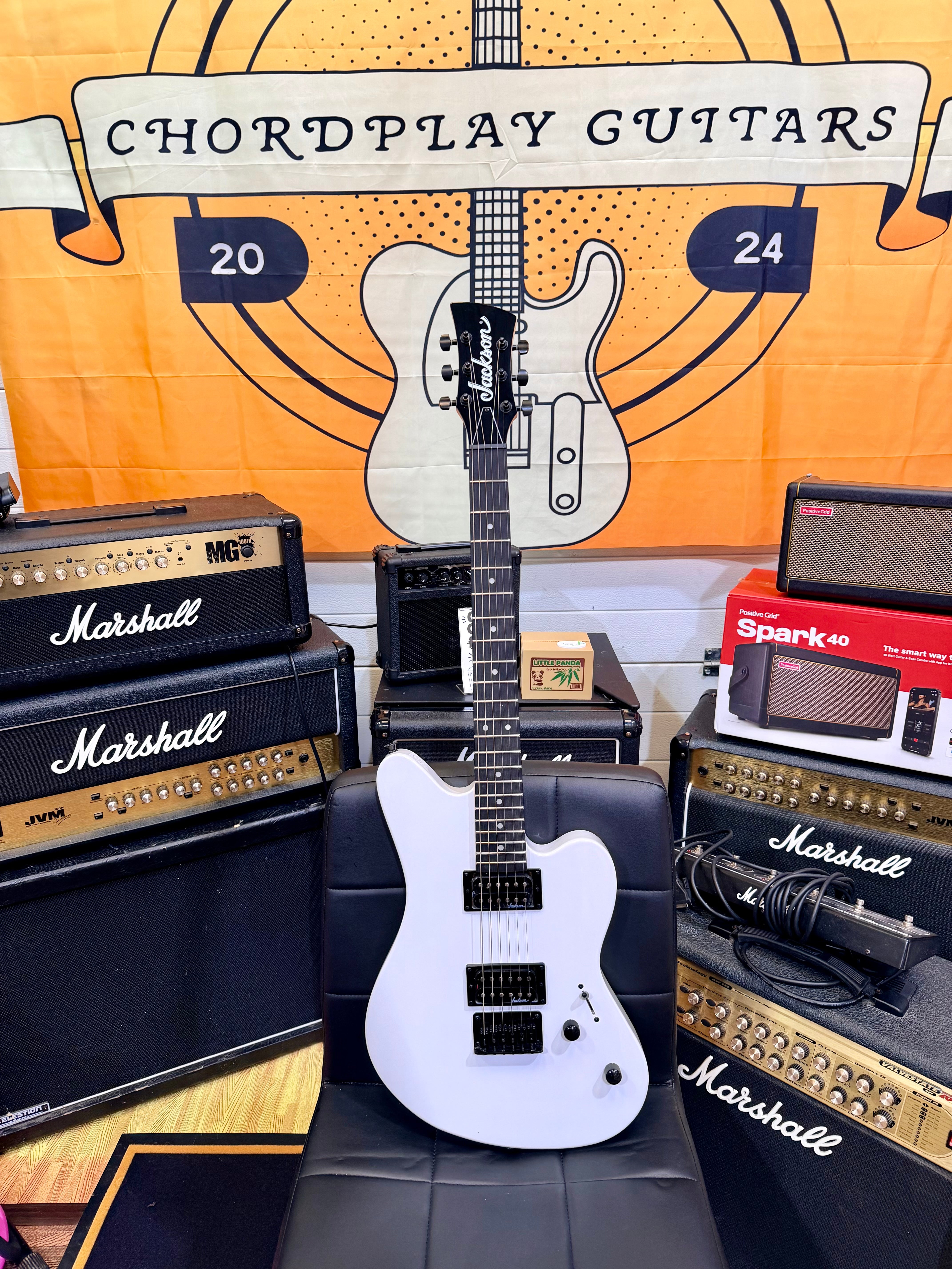 ✨EX-DEMO✨ Jackson JS Series Surfcaster JS22 HT Snow White Electric Guitar!