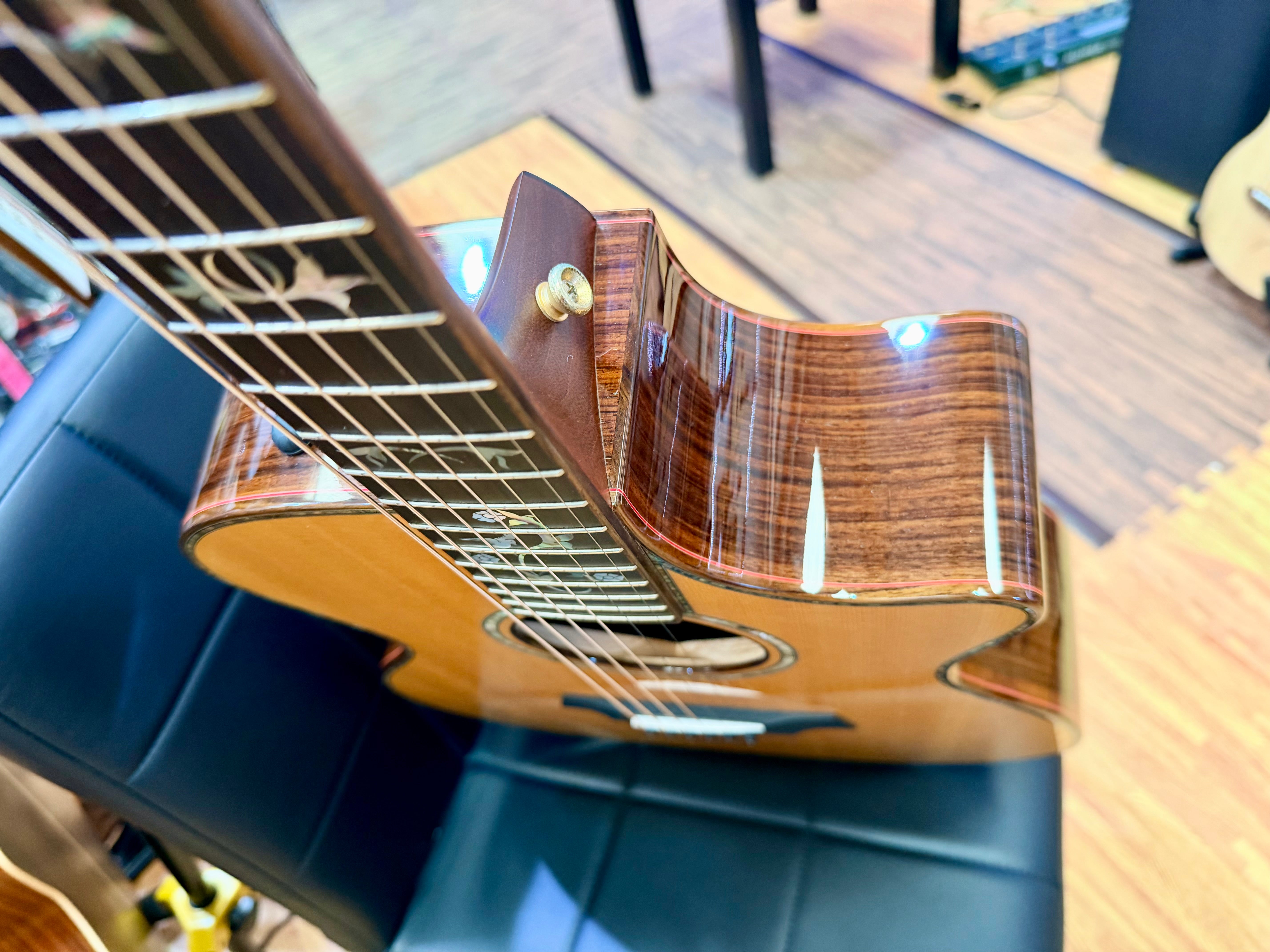 ✨BEAUTIFUL✨ 2011 Taylor 914ce Grand Auditorium~ Cindy Inlay~ Electro Acoustic!