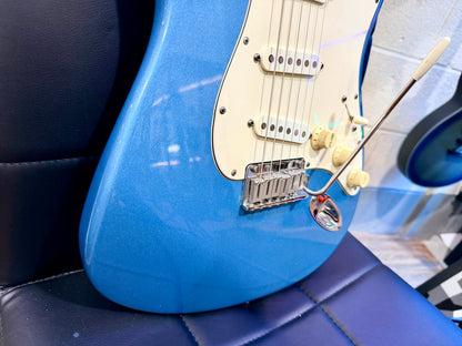 🌟1996🌟 Fender Limited Edition American Standard Stratocaster~ Lake Placid Blue