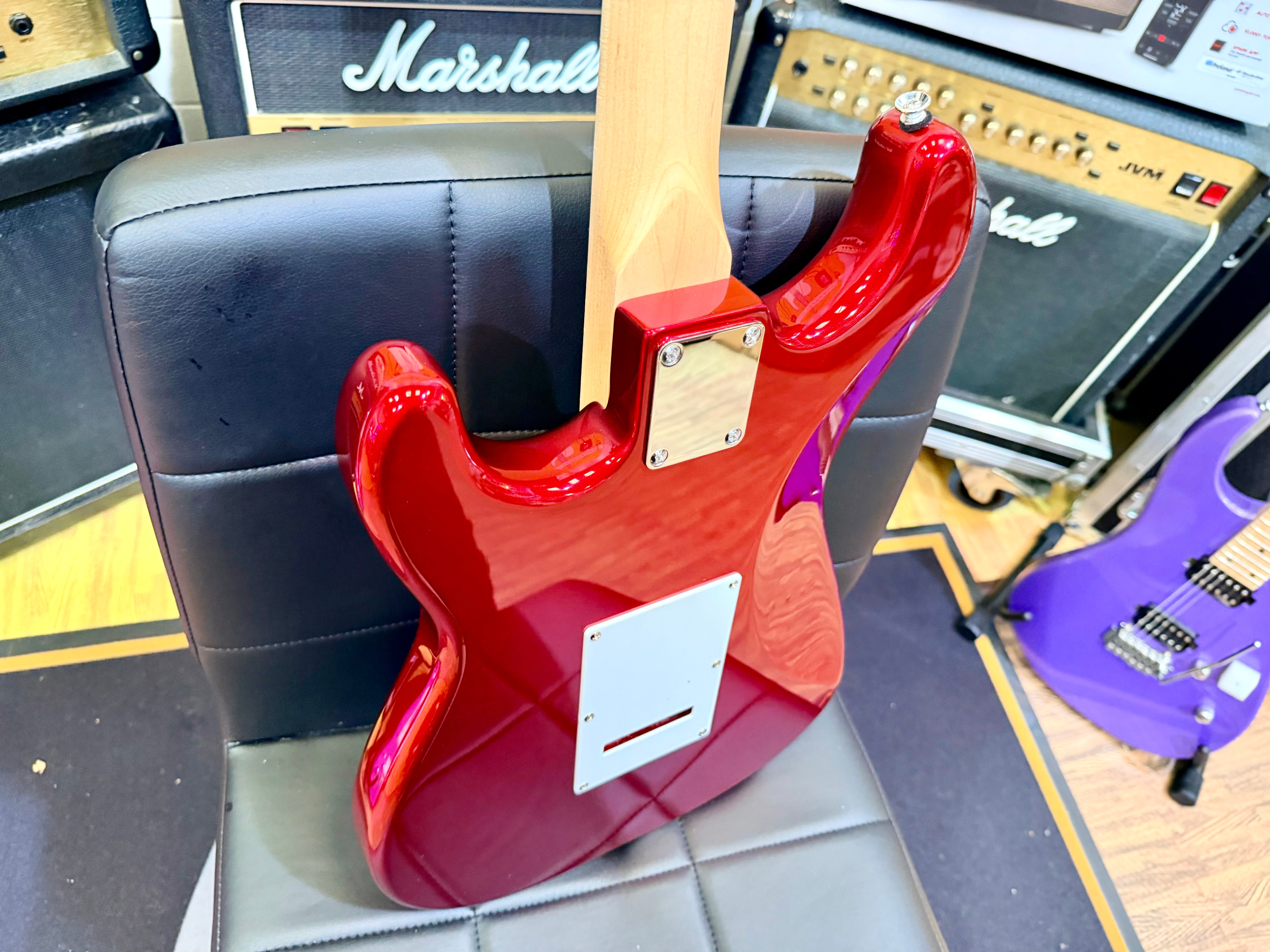 🎸 EastCoast ST1 Electric Guitar- Candy Apple Red~ Maple Neck Stratocaster 🎸