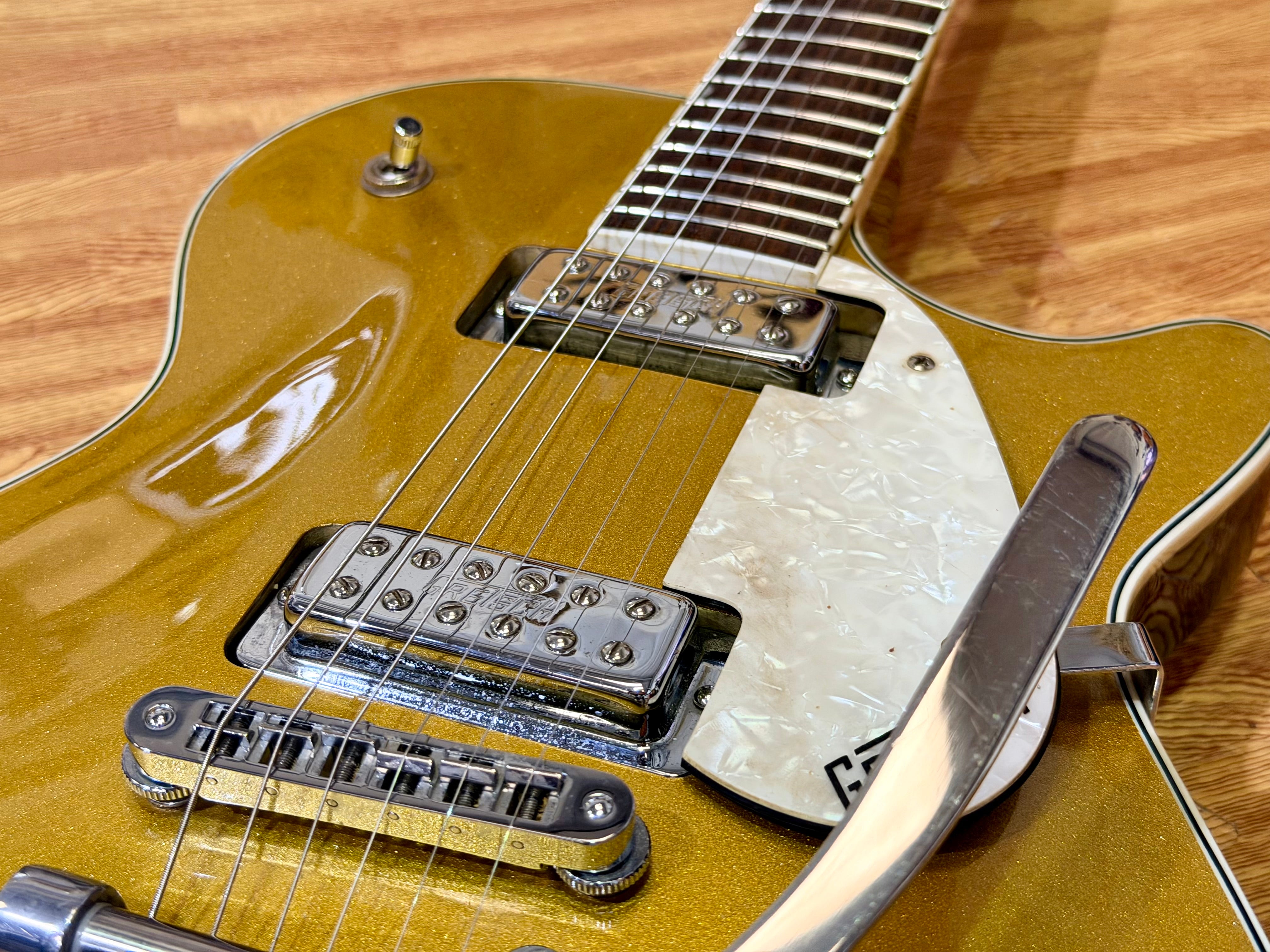 ✨2008✨ Gretsch G5235T Electromatic Pro Jet Bigsby~ Gold Sparkle Anniversary!