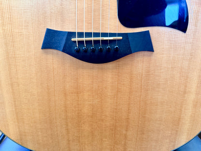 ✨2015✨ Taylor 110e Electro Acoustic~ ES2 Pickup~ Solid Sitka Top Dreadnought!