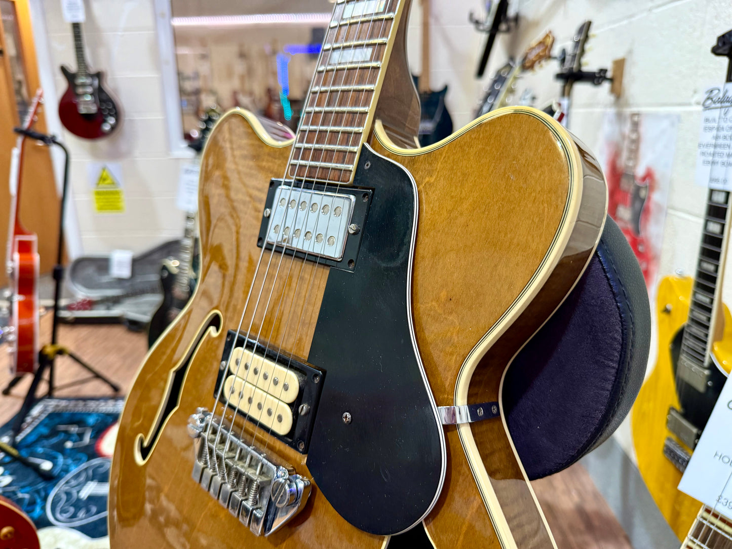 🌟 VINTAGE 1980🌟 Hofner T4ST Hollow-Body Electric Guitar~ West Germany~ Walnut!