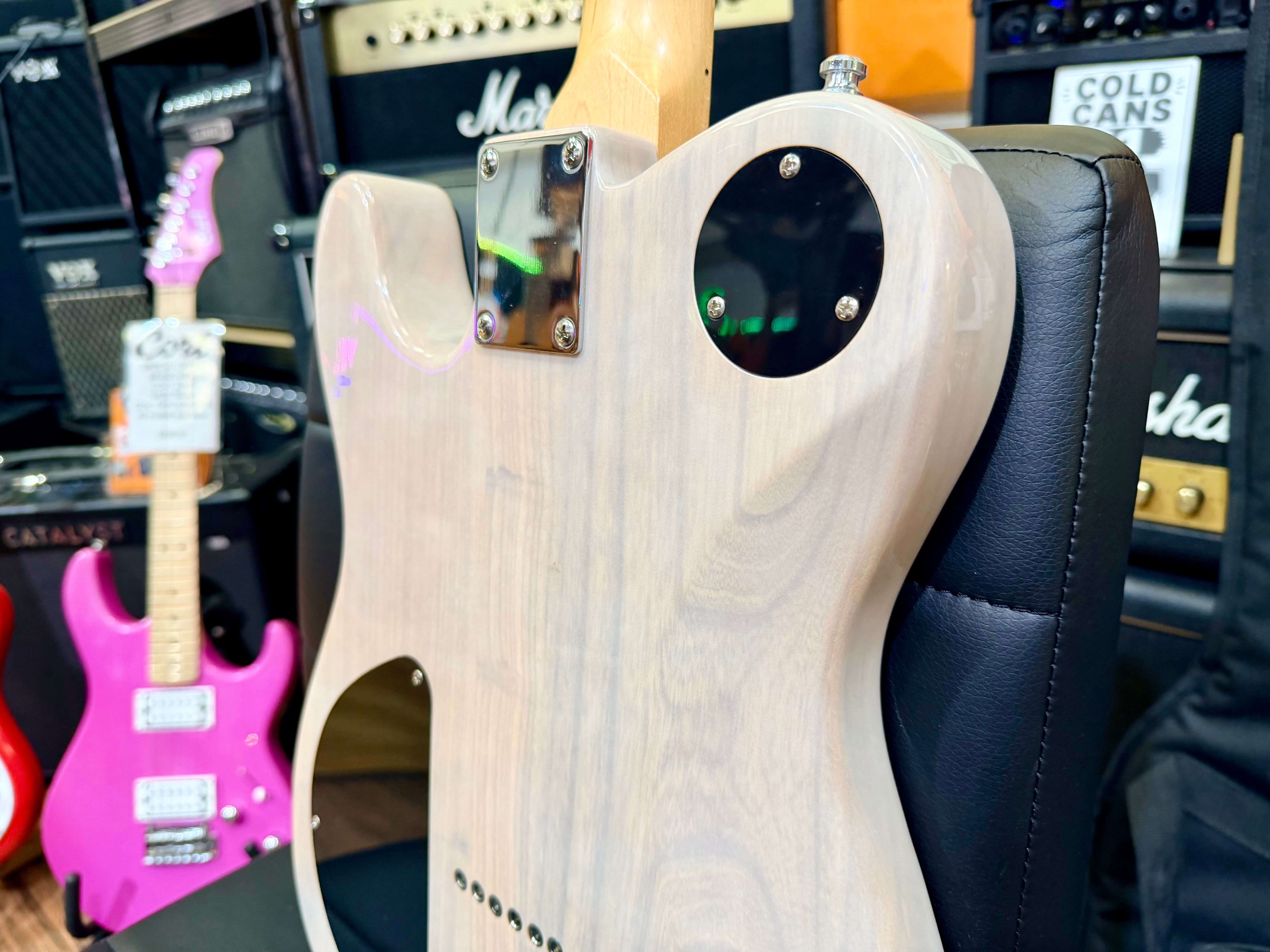 ✨ Harley Benton TE-90FLT VW Deluxe Series Vintage White~ Tele ‘Cabronita’ ✨