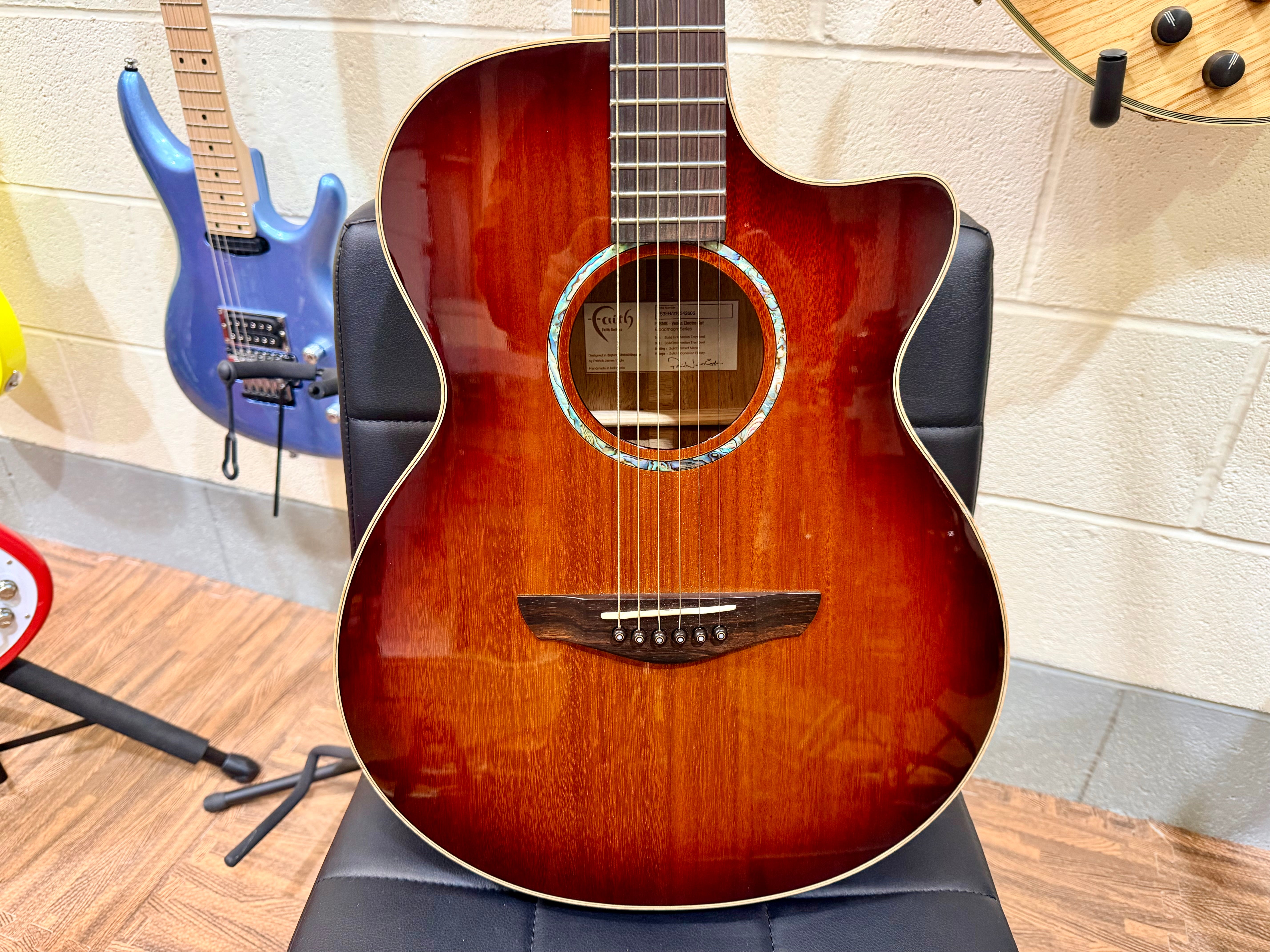 🌟MINT🌟 Faith FVBMB Venus Trembesi Blood Moon Burst~ Electro Acoustic~ Hard Case!