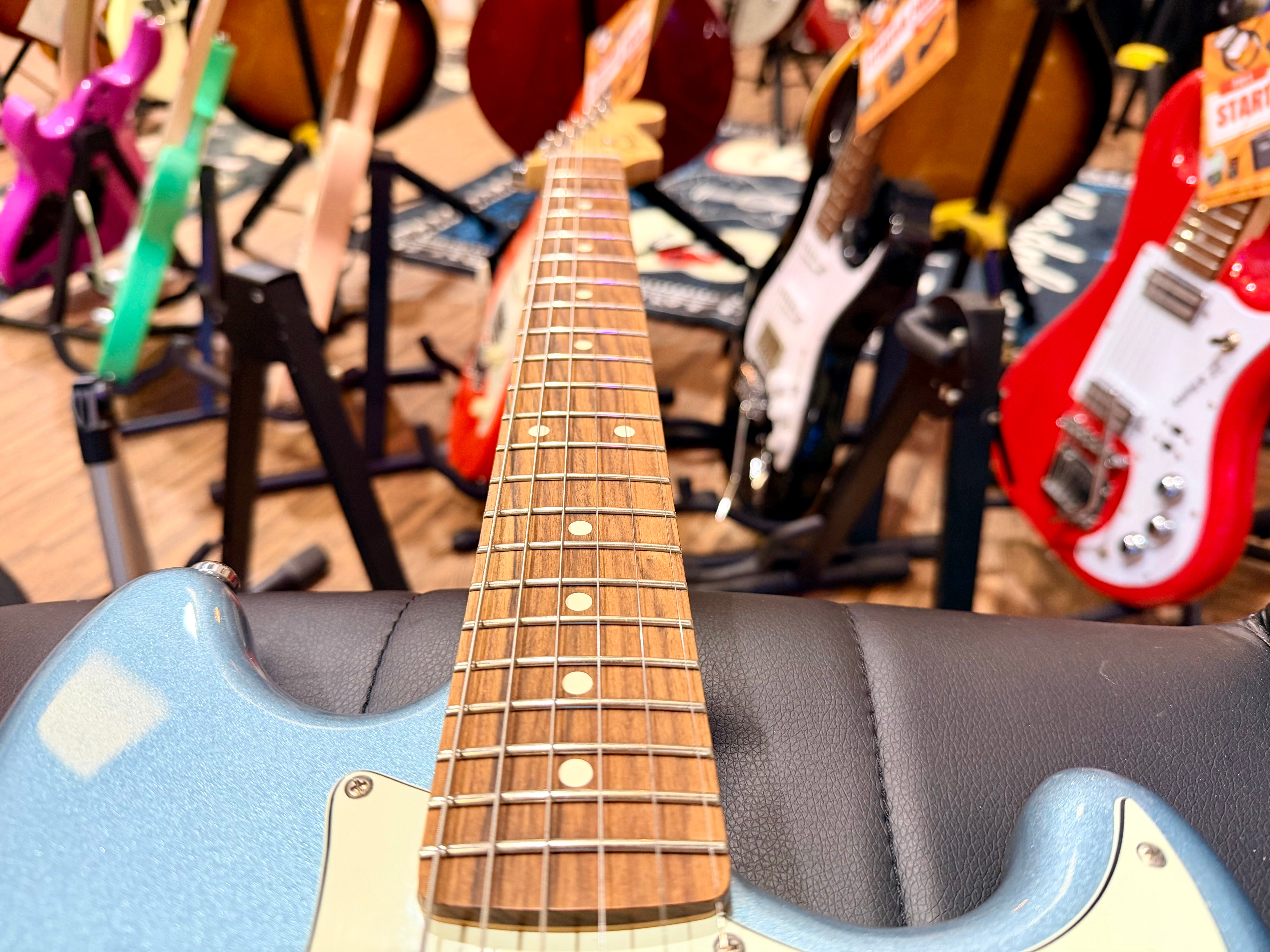 🌟2022 MINT🌟 Fender Player Duo Sonic HS~ Ice Blue Metallic~ Pau Ferro~ Mexican!
