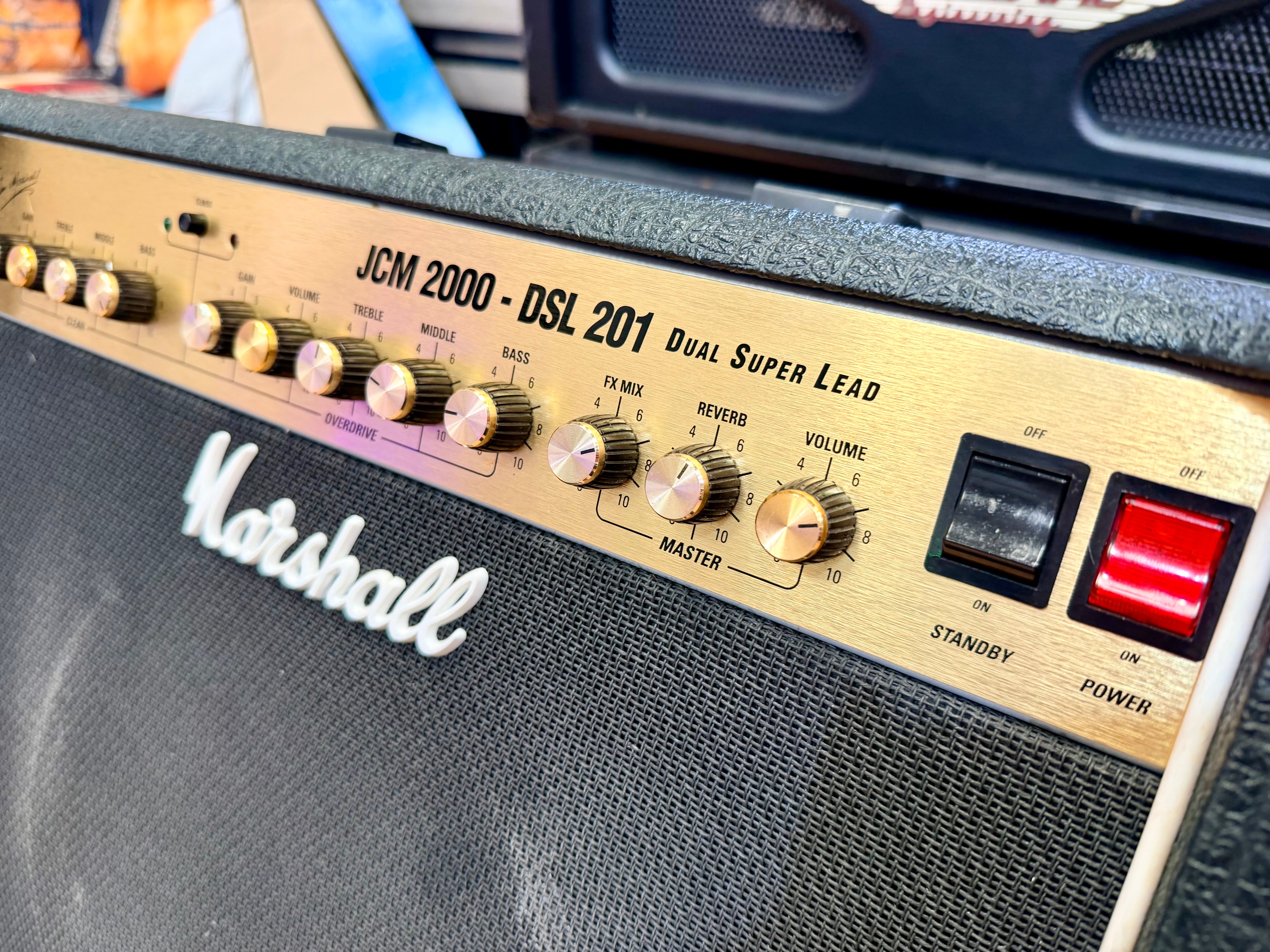 ✨ MADE IN UK ✨ Marshall JCM2000 DSL201 Valve Combo Amplifier with Footswitch!