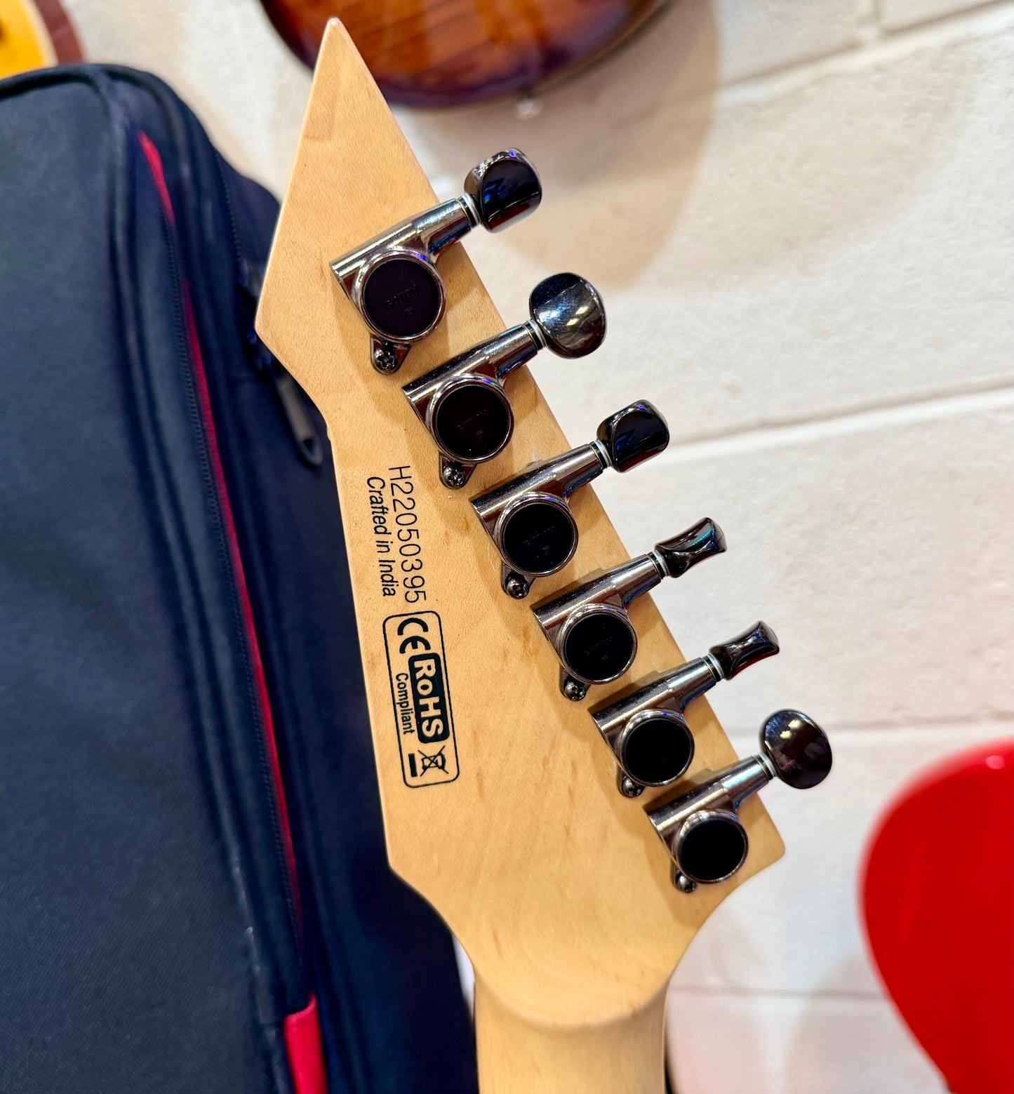 🔥868/2000🔥 BC Rich Warlock~ Stranger Things NJ Model~ Eddies ‘Hellfire’ + Bag!