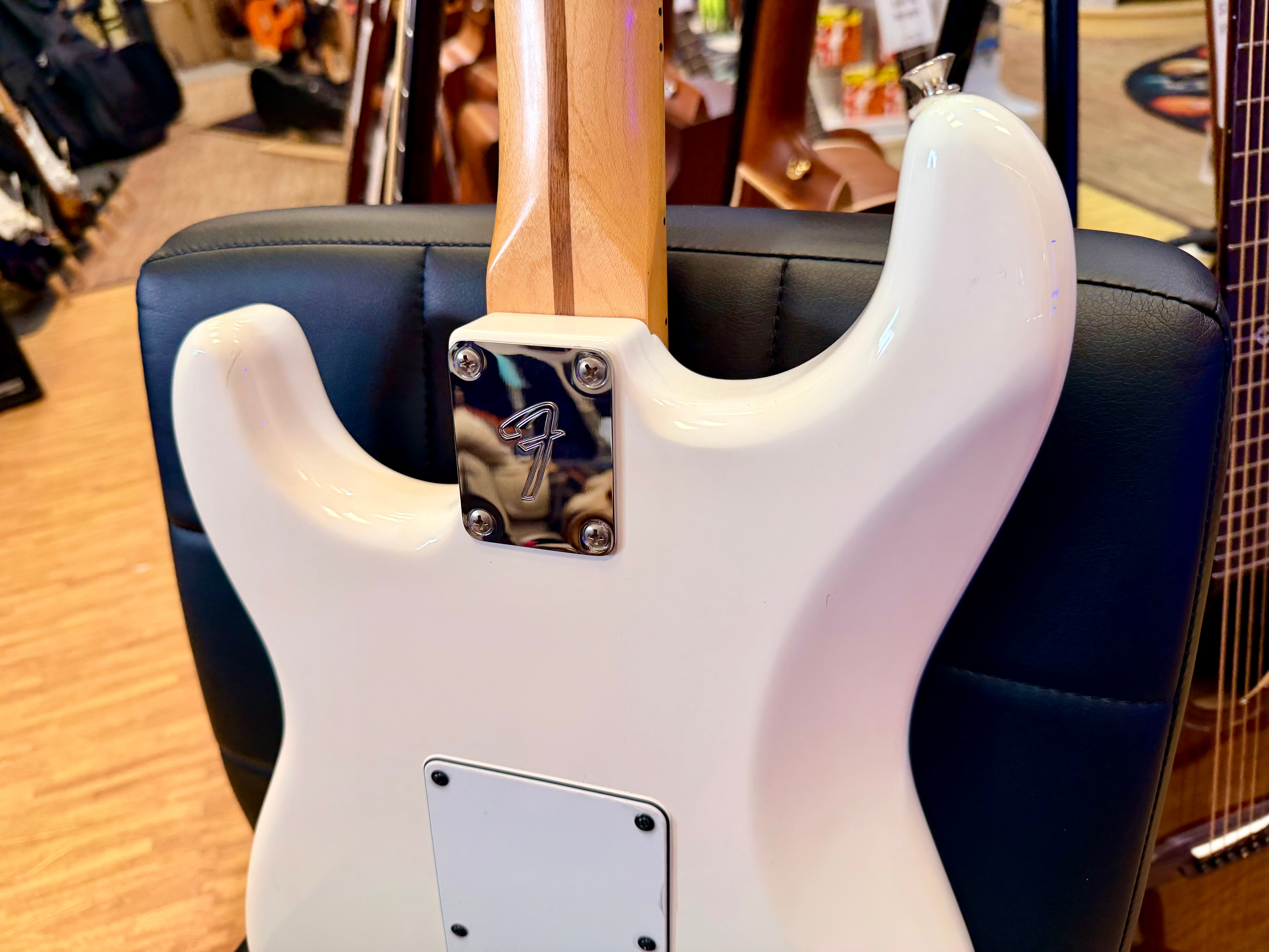 ✨2021✨ Fender Player Stratocaster HSS~ Polar White~ Maple Neck~ Mexican Strat!