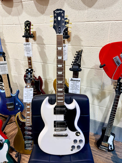 🌟2022🌟 Epiphone 1961 Les Paul SG Standard~ Aged Classic White~ ‘61 + Hard Case