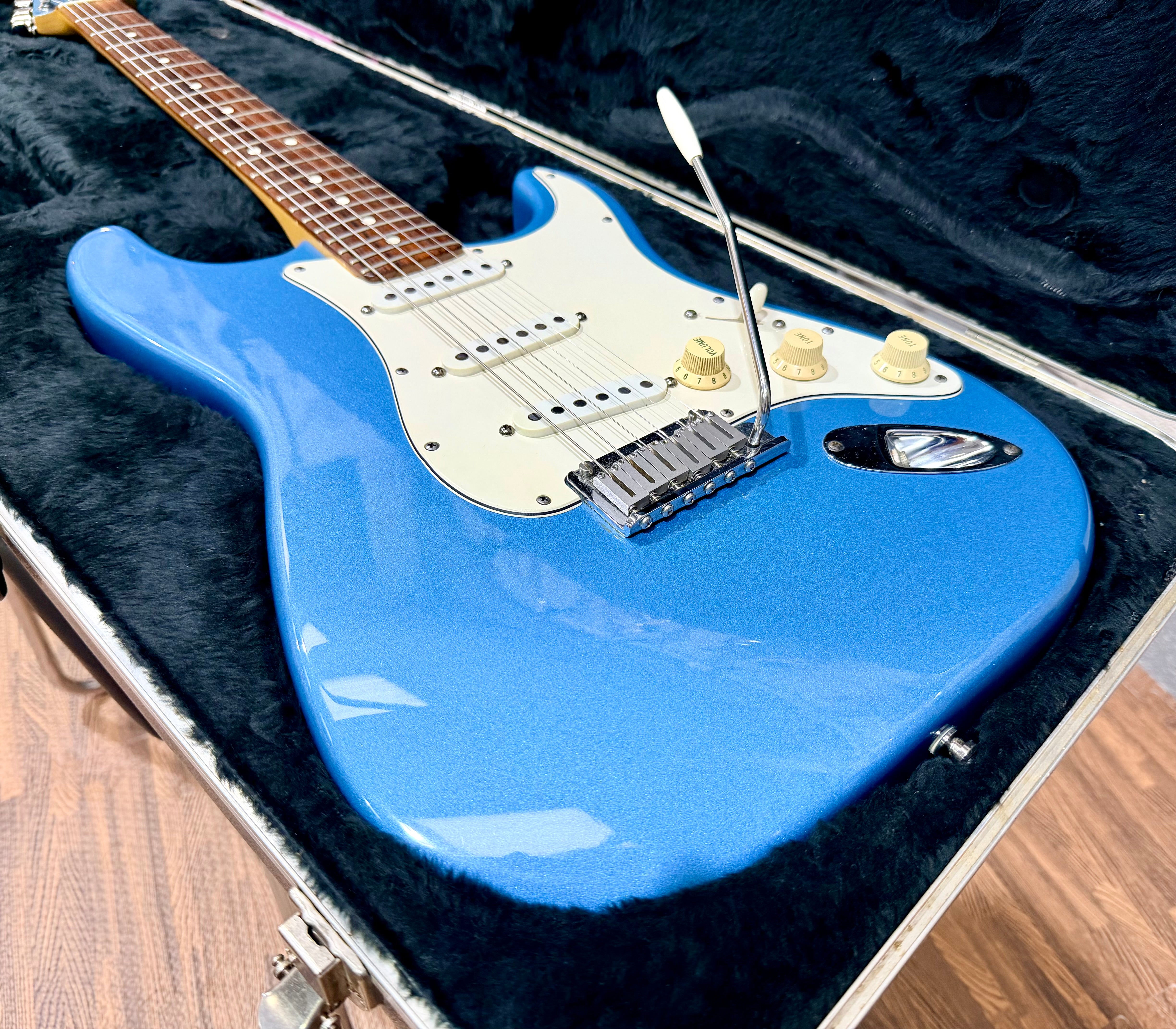 🌟1996🌟 Fender Limited Edition American Standard Stratocaster~ Lake Placid Blue