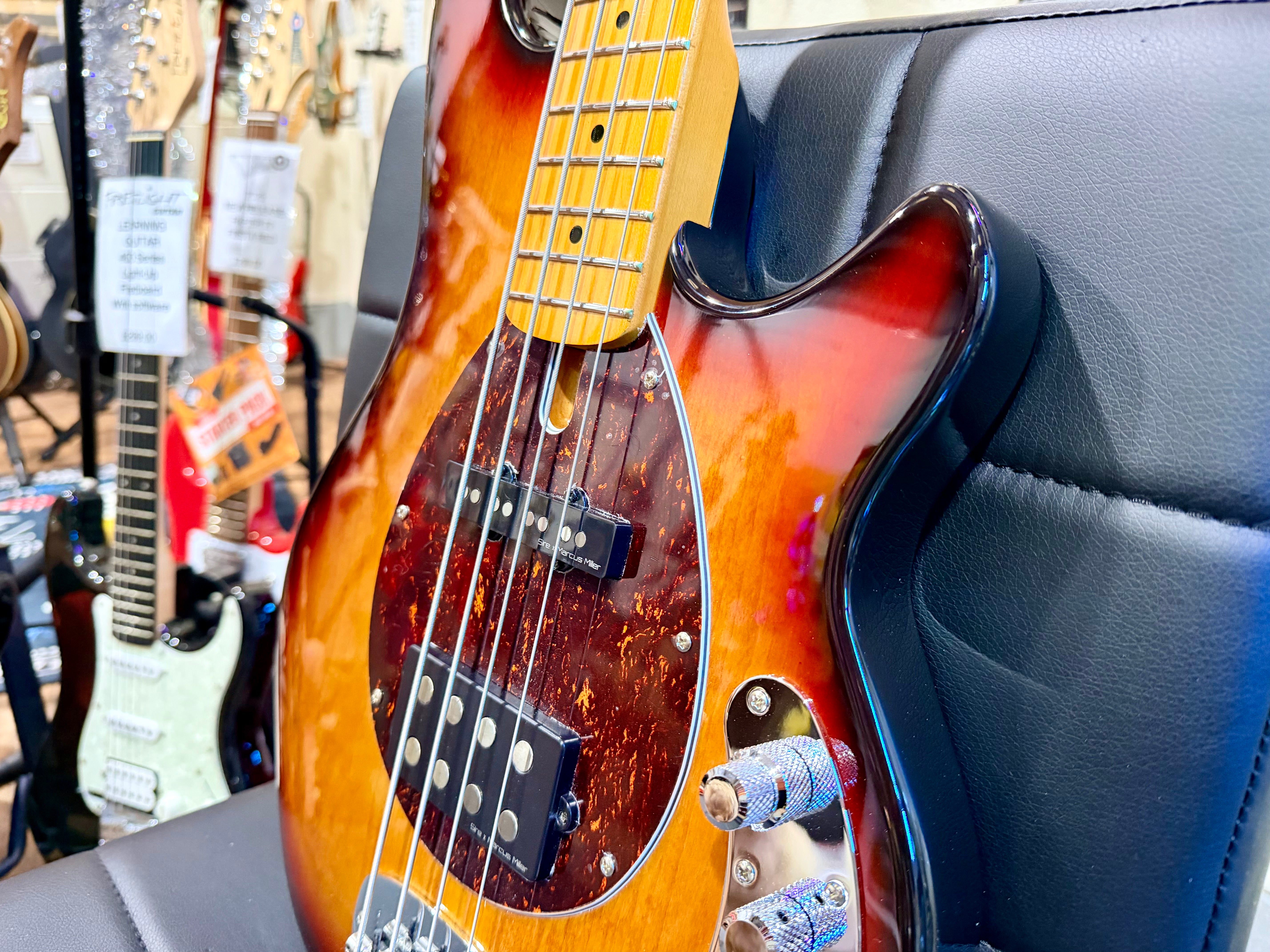 🌟MINT 2024🌟 Sire Marcus Miller Z7 Electric Bass Guitar~ 3 Tone Sunburst!