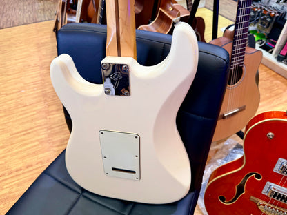 ✨UPGRADED✨ 2014 Fender Standard Stratocaster~ Arctic White~ Custom Shop Pickups