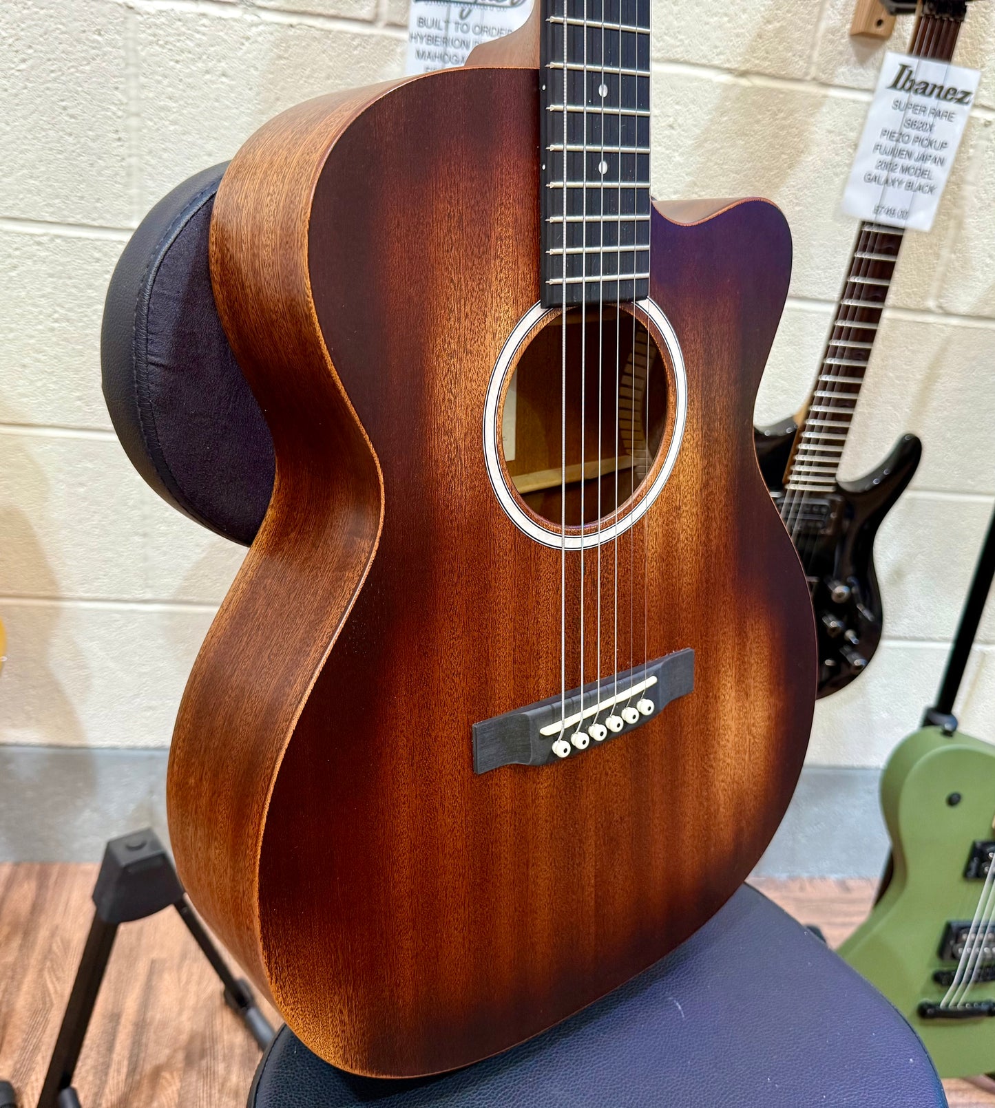 🪵 Martin StreetMaster 000C JR-10E Junior Electro Acoustic~ Dark Mahogany + Bag 🪵