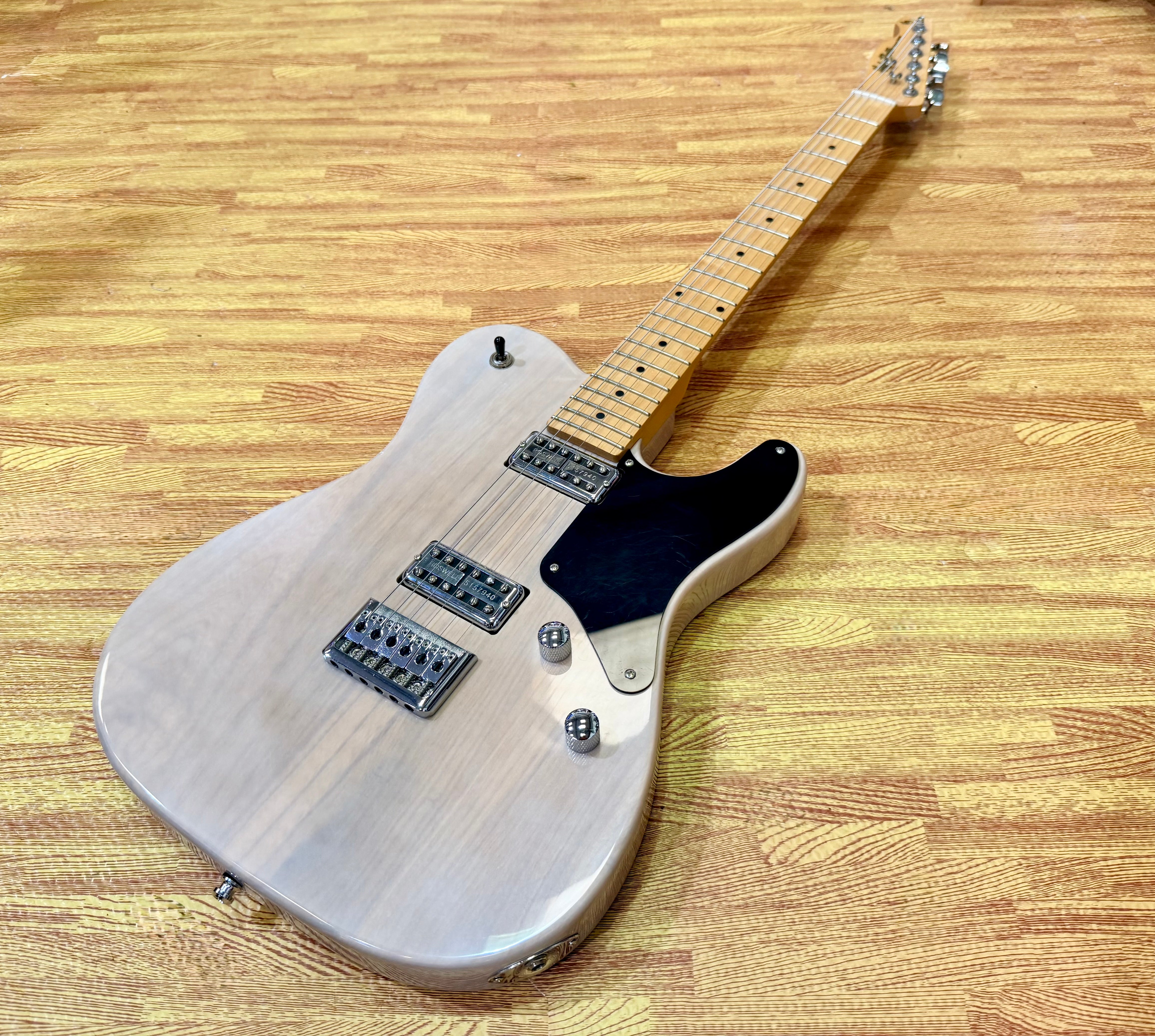 ✨ Harley Benton TE-90FLT VW Deluxe Series Vintage White~ Tele ‘Cabronita’ ✨