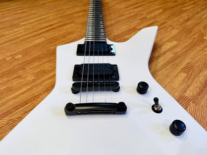 ⚡️NEW⚡️ Spira X-400 Satin White Offset Explorer Electric Guitar HH~ Roasted Neck