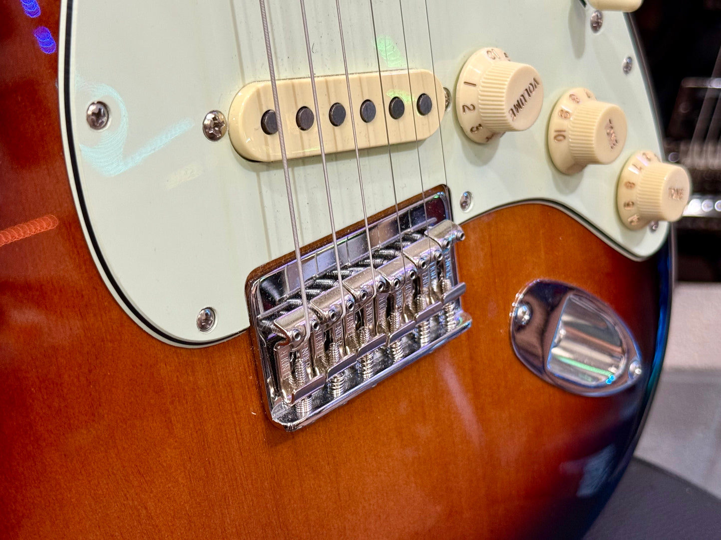 🌟2023🌟 Fender Robert Cray Signature Stratocaster~ Custom Shop P’ups~ Sunburst!