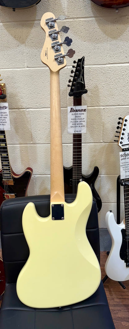 🎸 Vintage VJ74 Reissued~ Maple Fingerboard Jazz Bass Guitar ~ Vintage White 🎸