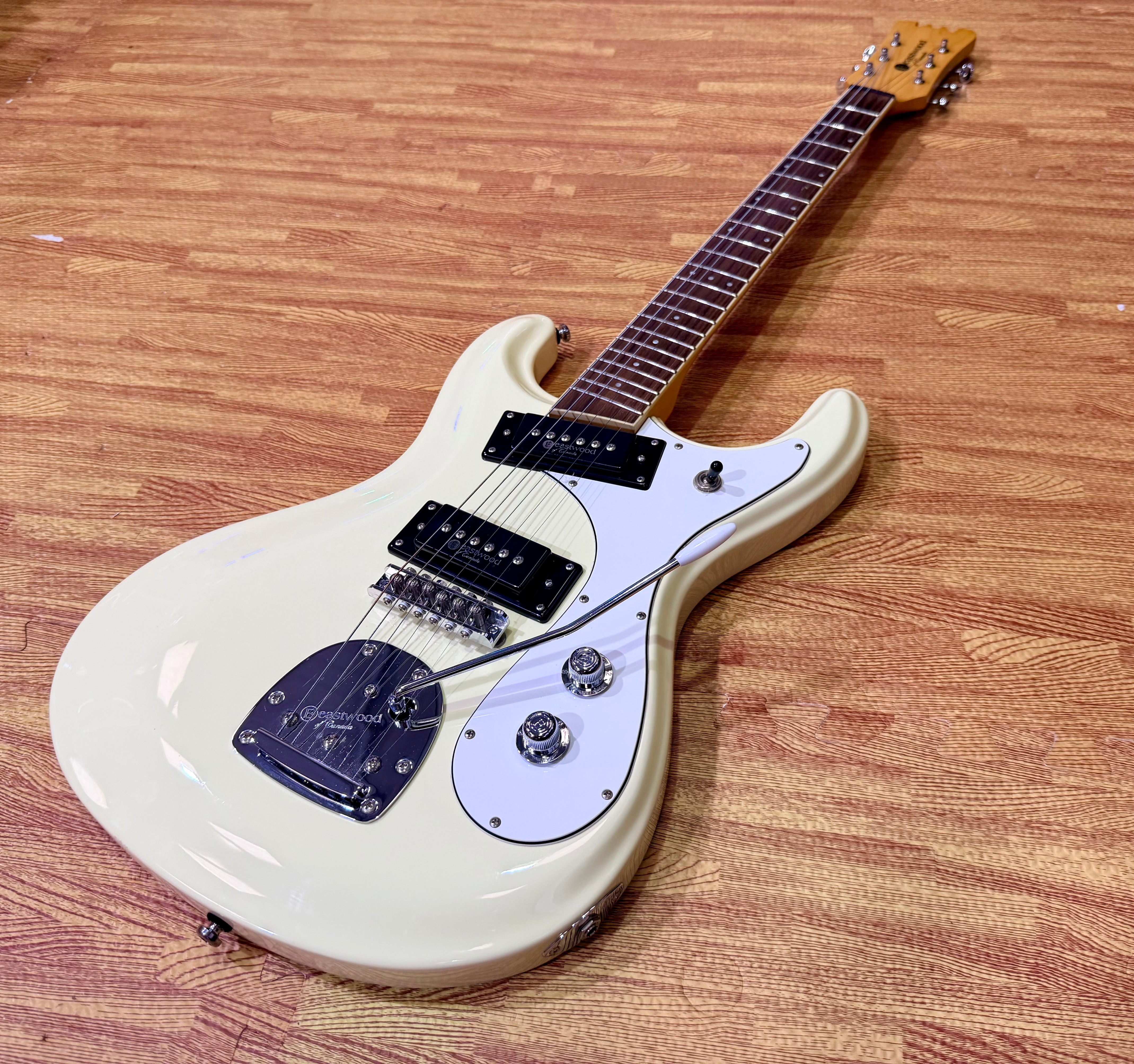 ✨MINT✨ Eastwood Sidejack Pro DLX~ Vintage White 2017 Electric Guitar Mosrite!