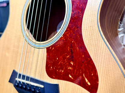 ✨2021✨ Taylor GS Mini-E Rosewood Electro Acoustic Travel Guitar with Gig Bag!
