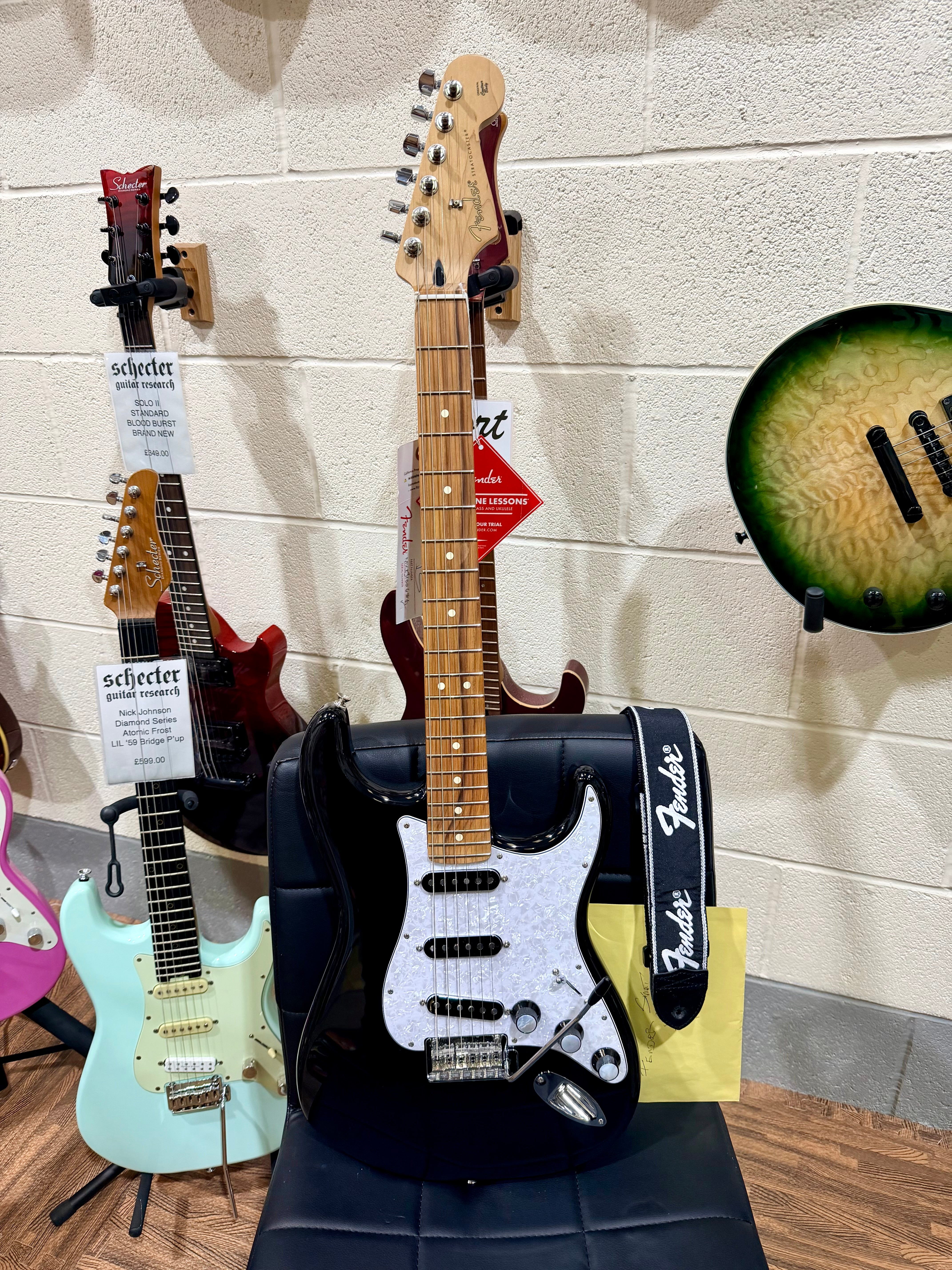 🔥MINT🔥 Fender Limited Edition Player Stratocaster~ Custom Shop 60s P’ups~ 2023