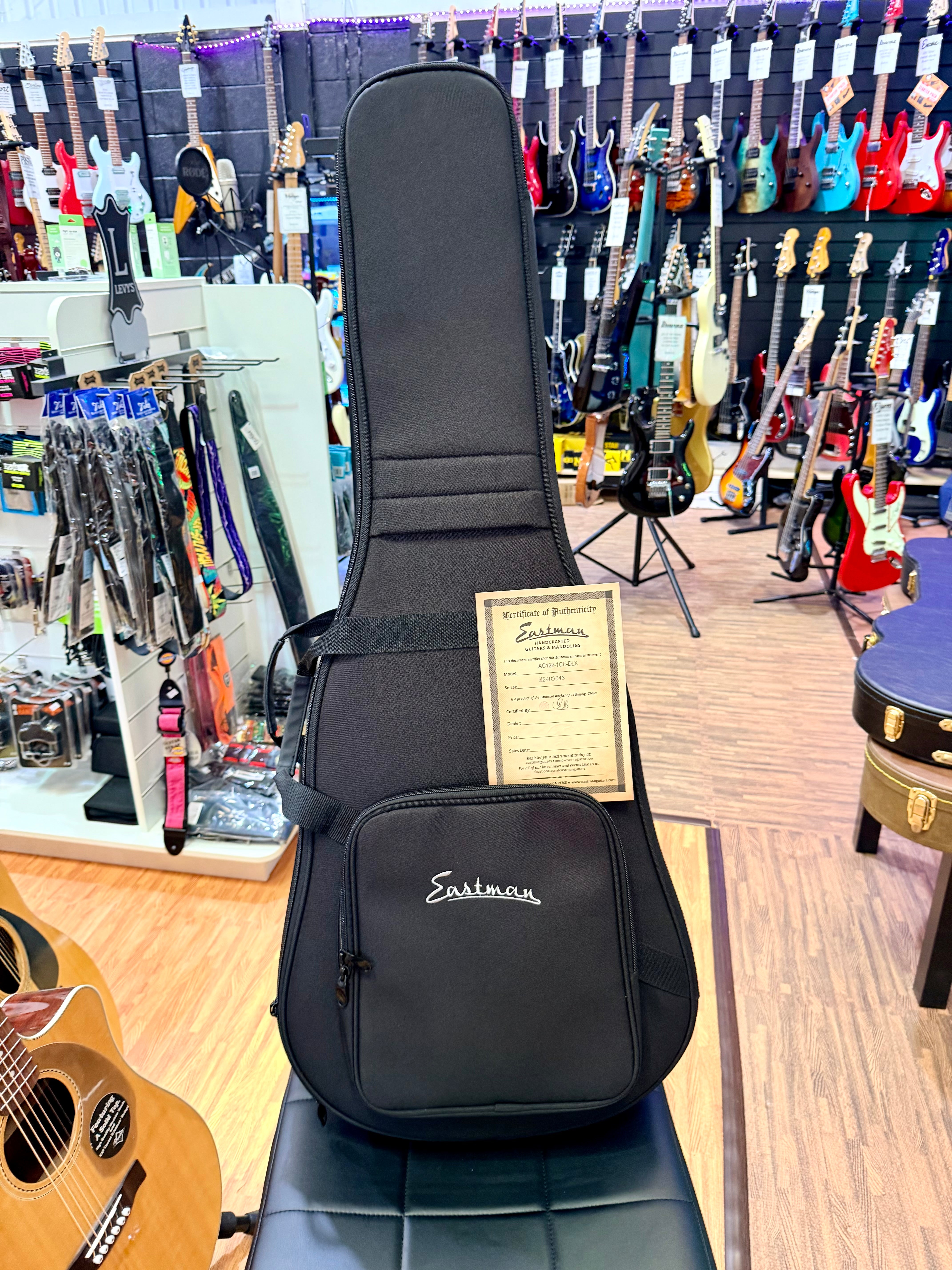 ✨MINT✨ 2024 Eastman AC122-1CE DLX Deluxe Electro Acoustic Guitar~ Natural + Bag!