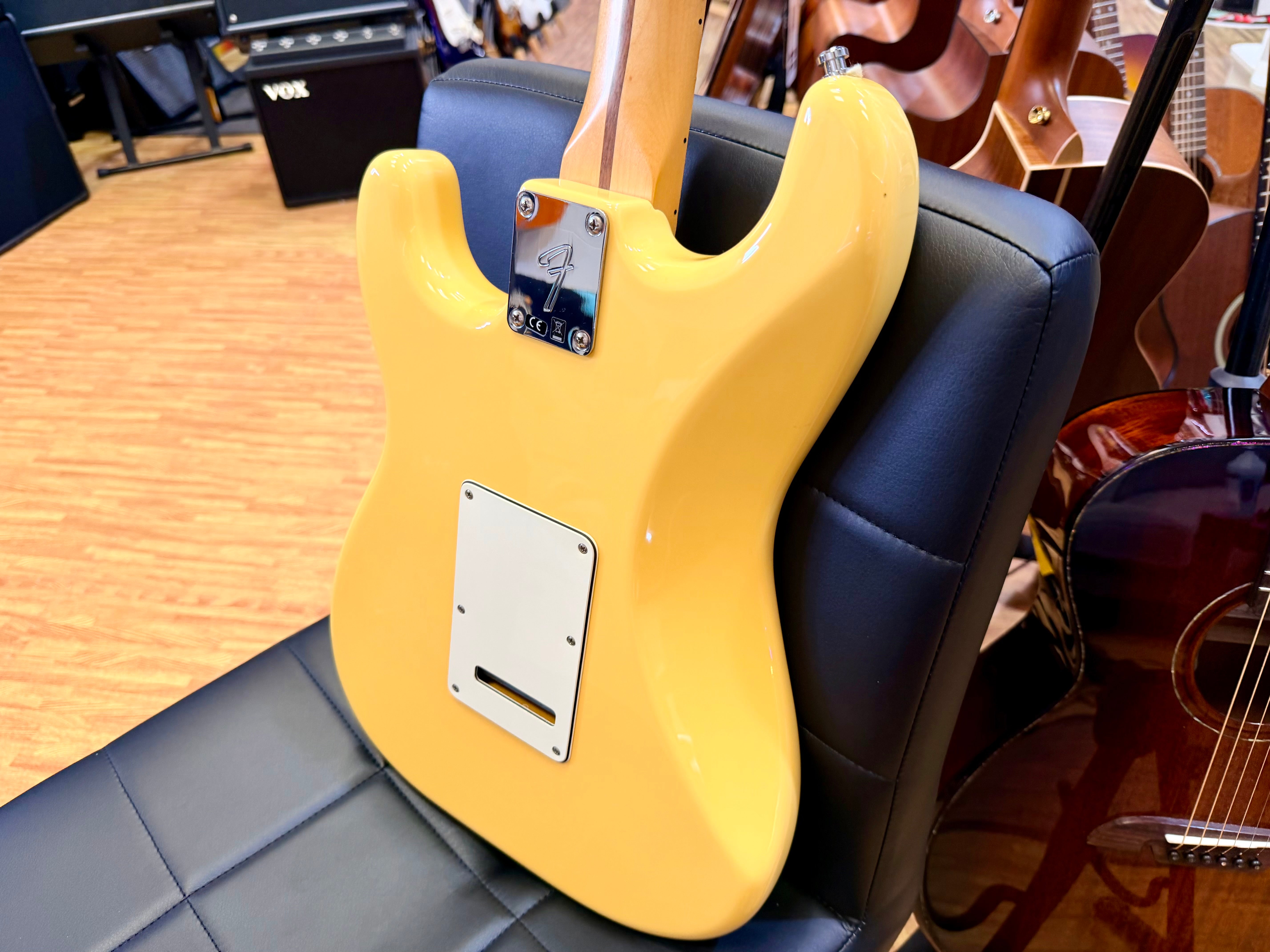 ✨2018✨ Fender Player Stratocaster~ Buttercream~ Maple Neck~ Made in Mexico!