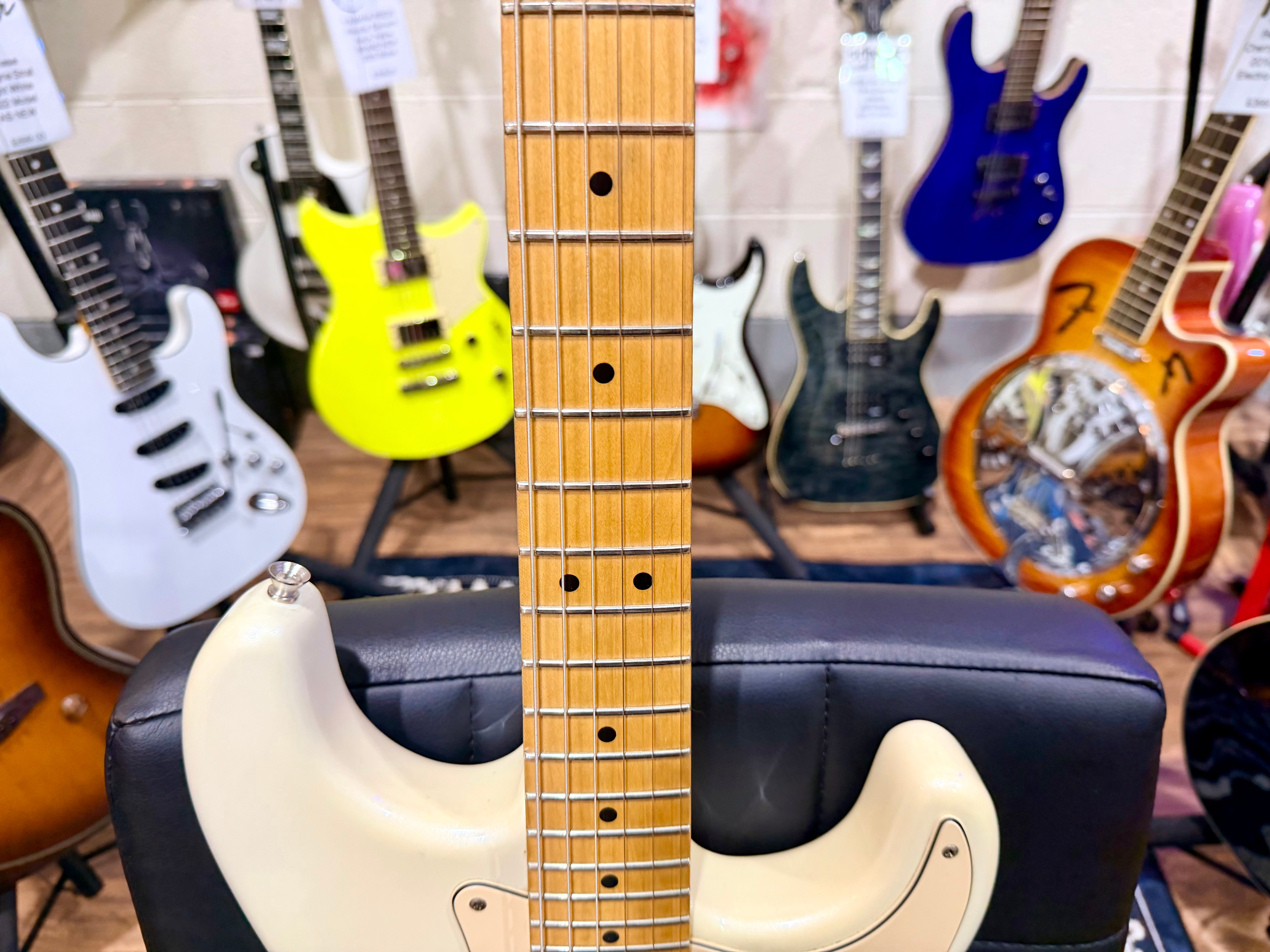 🌟2013🌟 Fender Squier Deluxe Stratocaster~ Olympic White Pearl~ Indonesia Made!