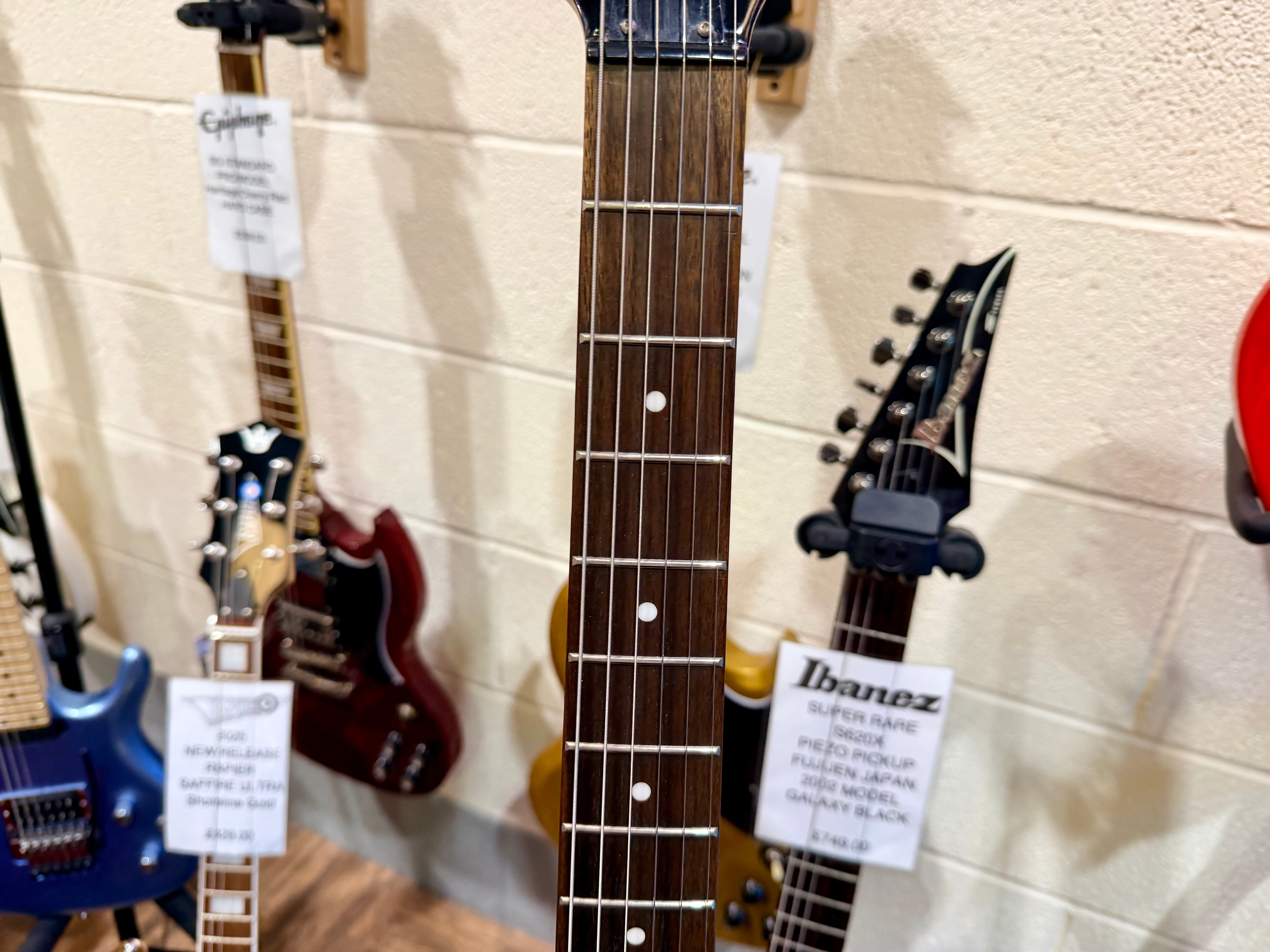 🎸RARE🎸 Tanglewood Rock 3 Electric Guitar~ HHH Pickups~ Black Sparkle~ 2000’s!