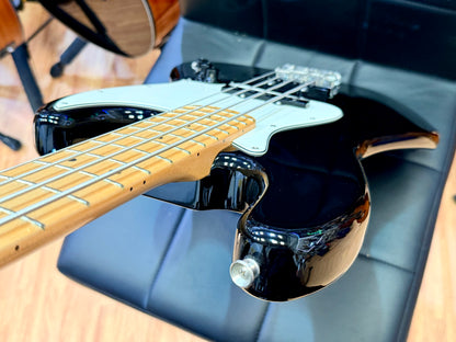 2011 Fender American Special Jazz Bass~ Black~ Maple Fingerboard~ Hard Case