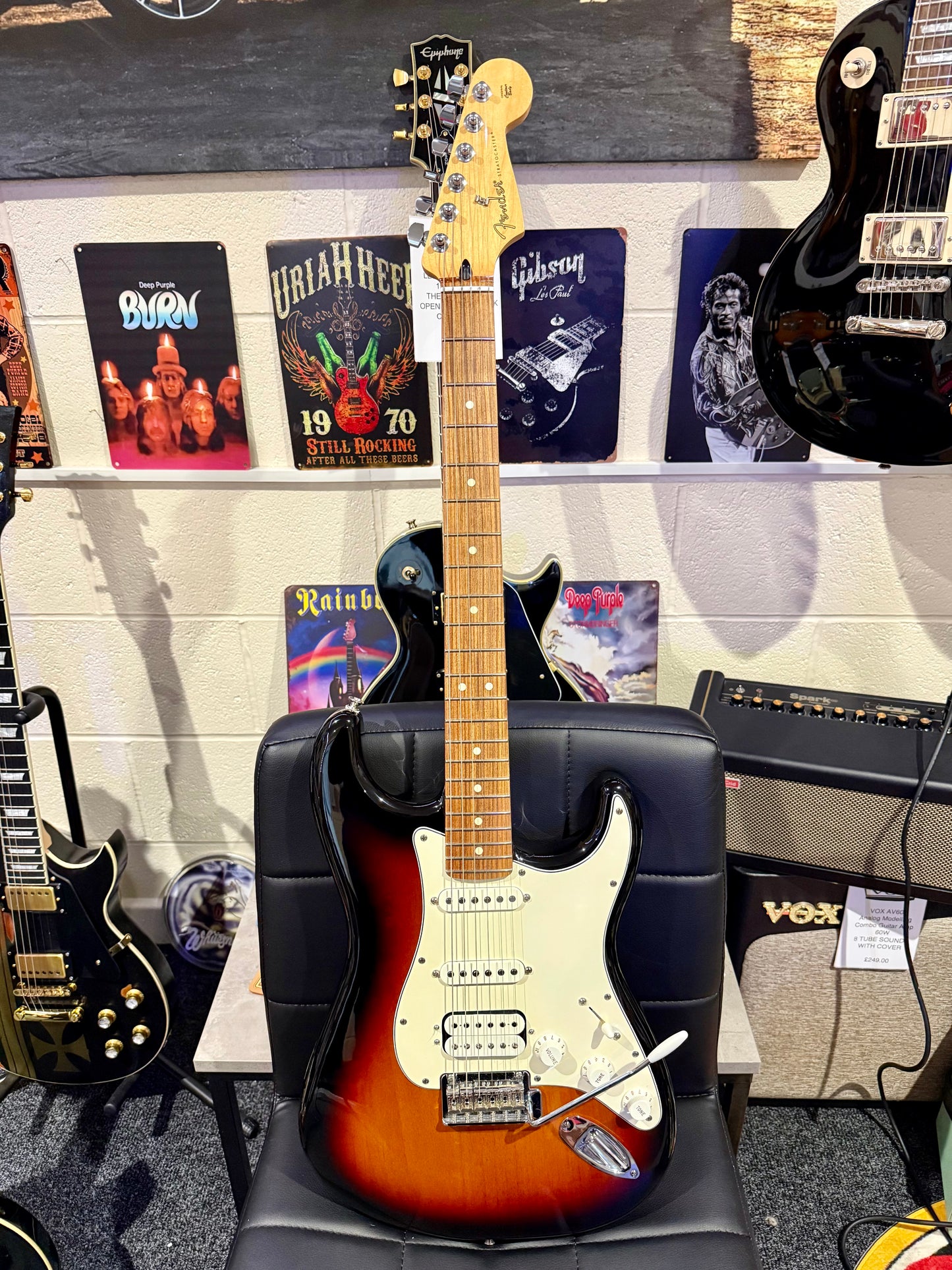 🔥MINT🔥 Fender Player Stratocaster HSS~ Mexican~ Pau Ferro~ 3 Color Sunburst!