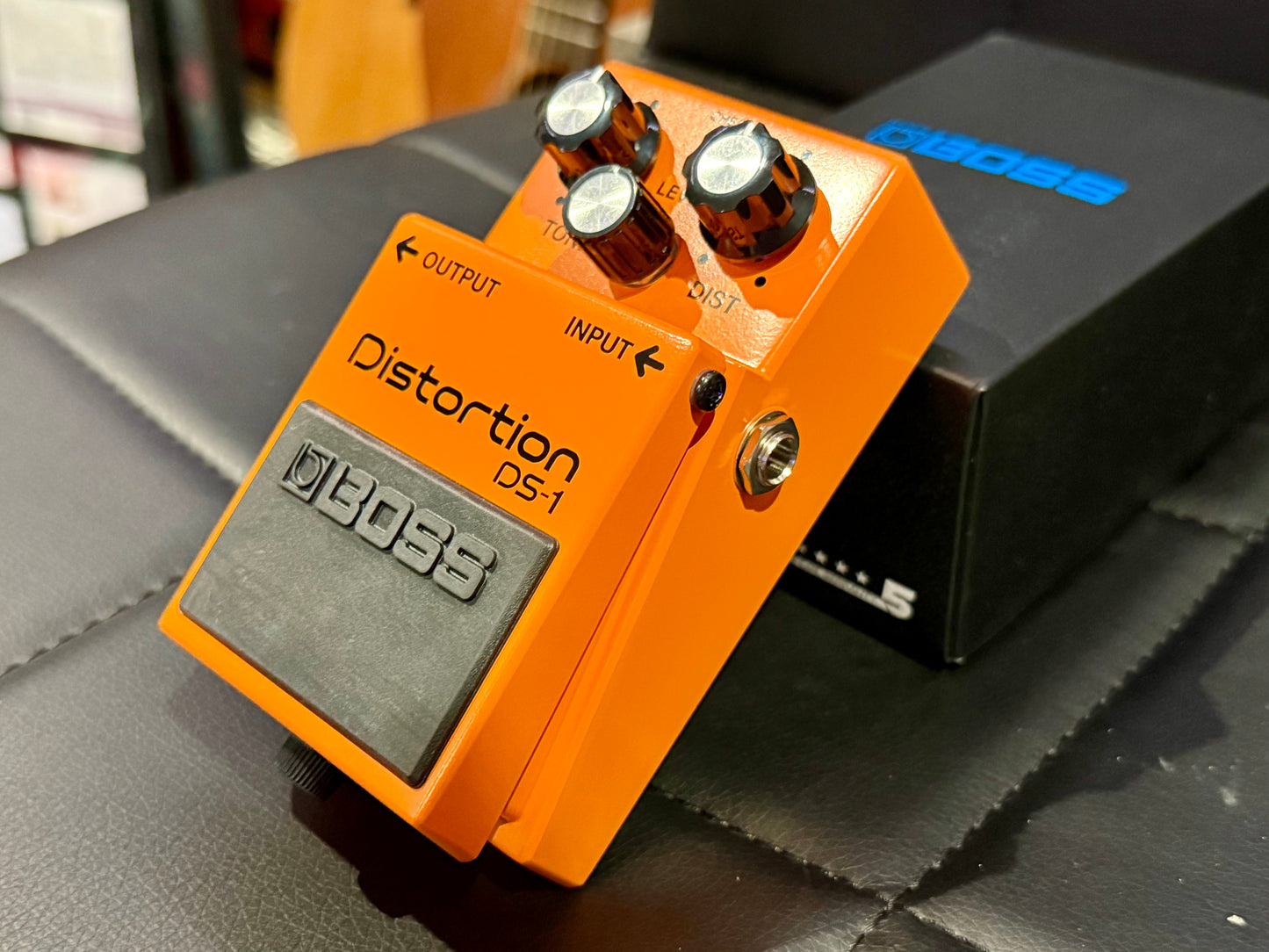 🌟NEW & BOXED🌟 BOSS DS-1 Distortion Pedal~ Guitar Effects Pedal!