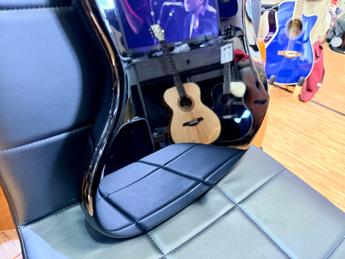 2011 Fender American Special Jazz Bass~ Black~ Maple Fingerboard~ Hard Case
