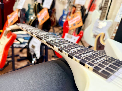 🔥2022🔥 Solar E1.6KW Kirk Windstein Signature~ Explorer Matte White~EMG~Gig Bag