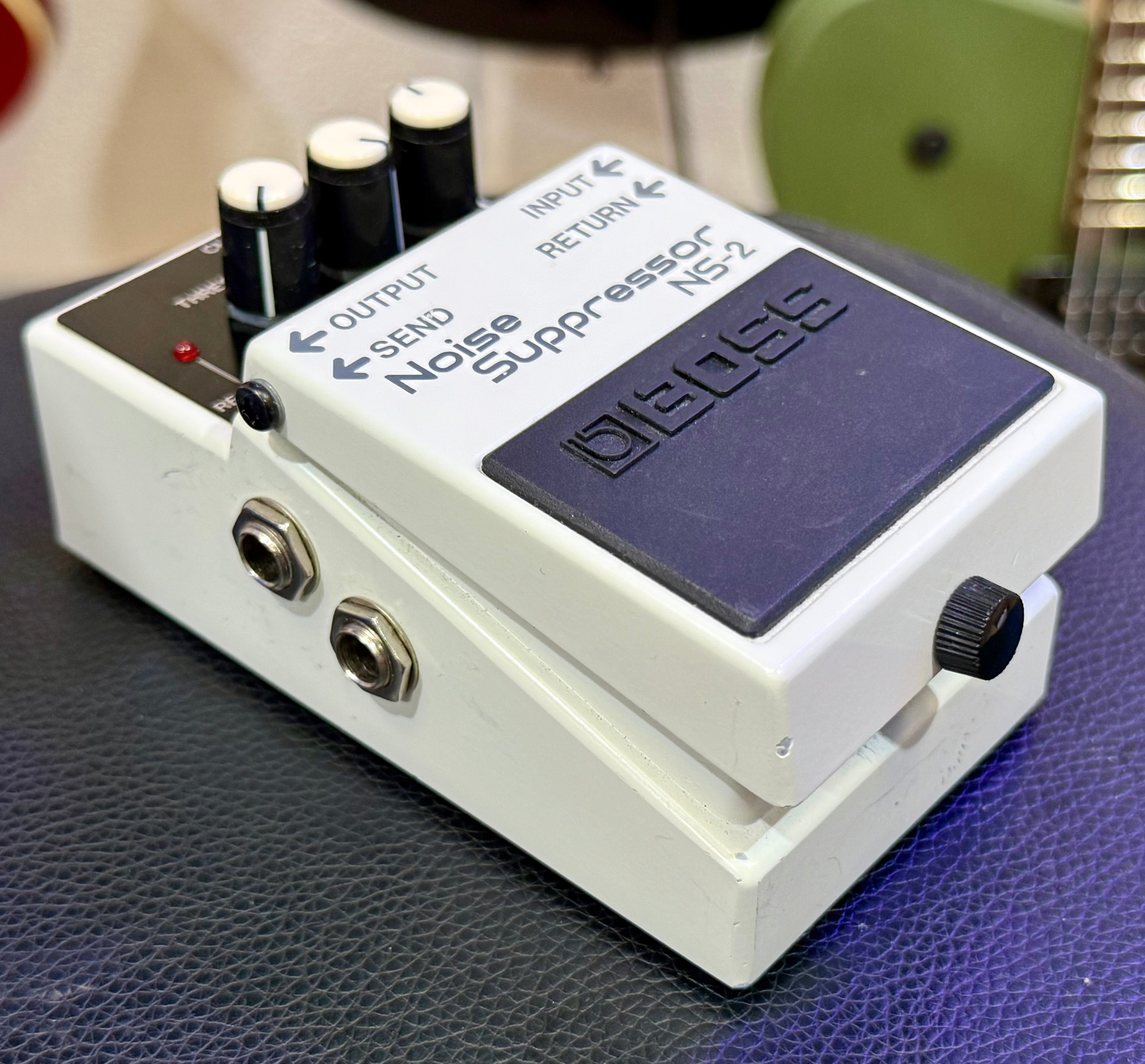 🎸 Boss NS-2 Noise Suppressor Noise Gate~ Guitar Effects Pedal 🎸